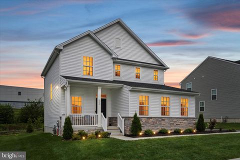 Photo of 233 Sloan Drive, COATESVILLE, PA 19320 (MLS # PACT2109700)