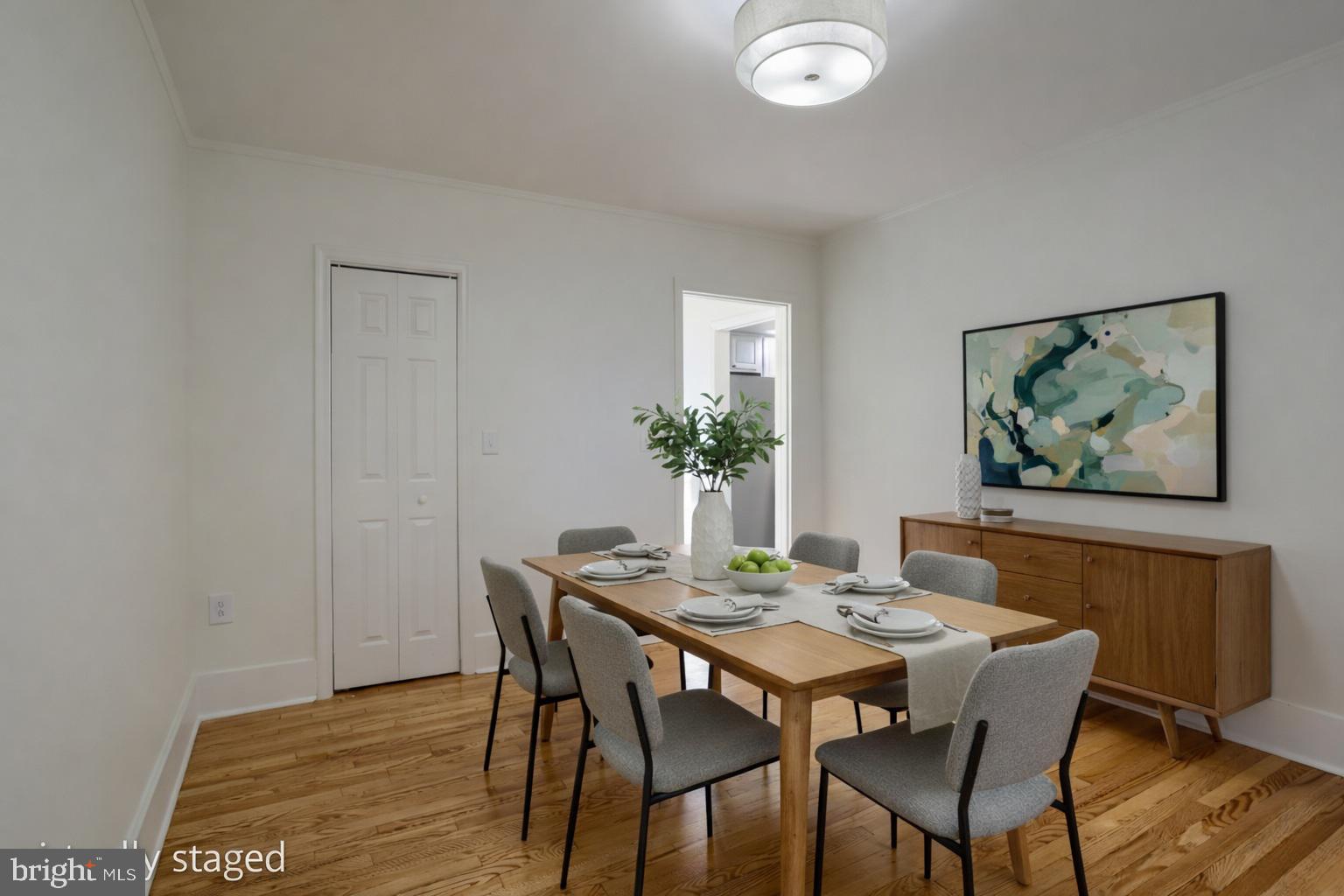 419 W SIMPSON STREET