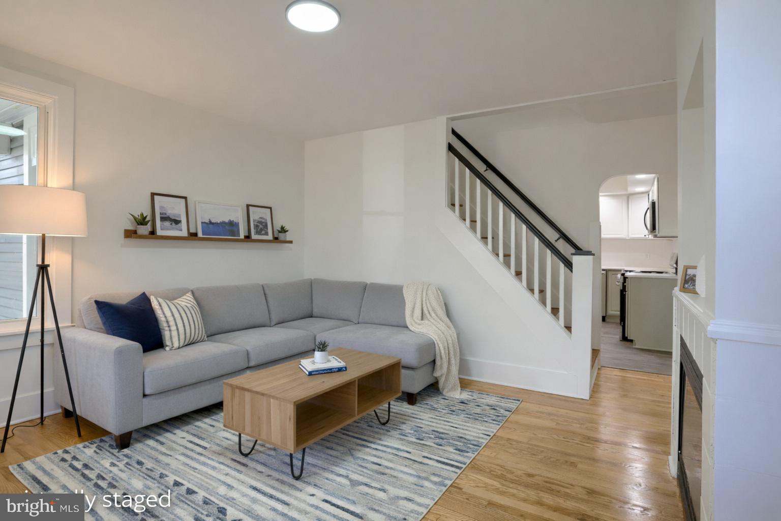 419 W SIMPSON STREET