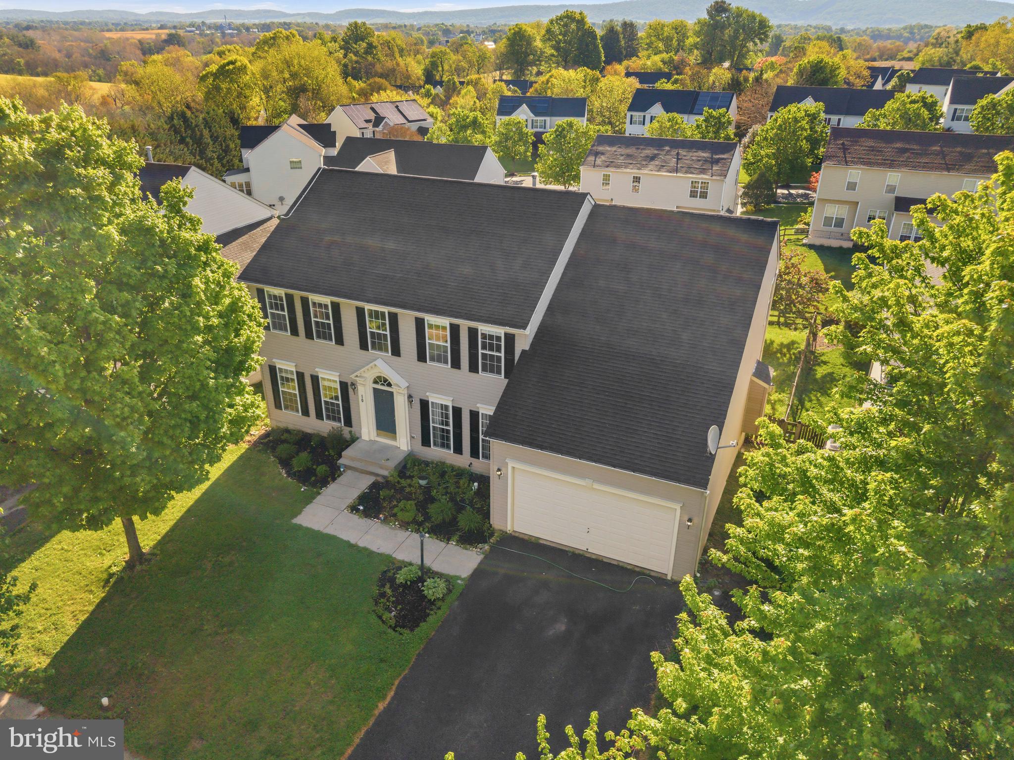 GALYN MANOR - Residential