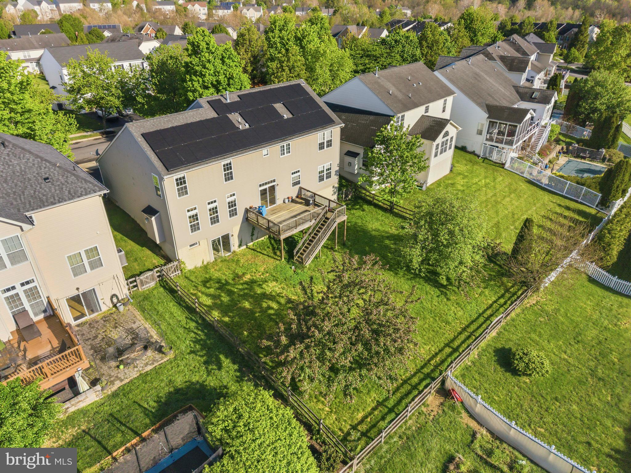 GALYN MANOR - Residential