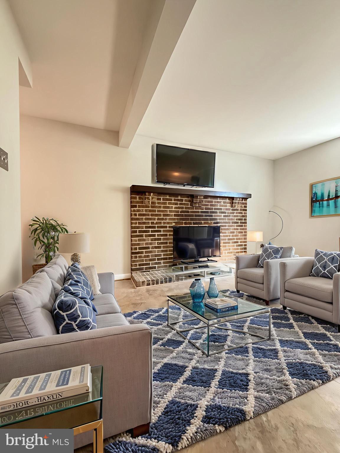 QUAIL VALLEY - Residential