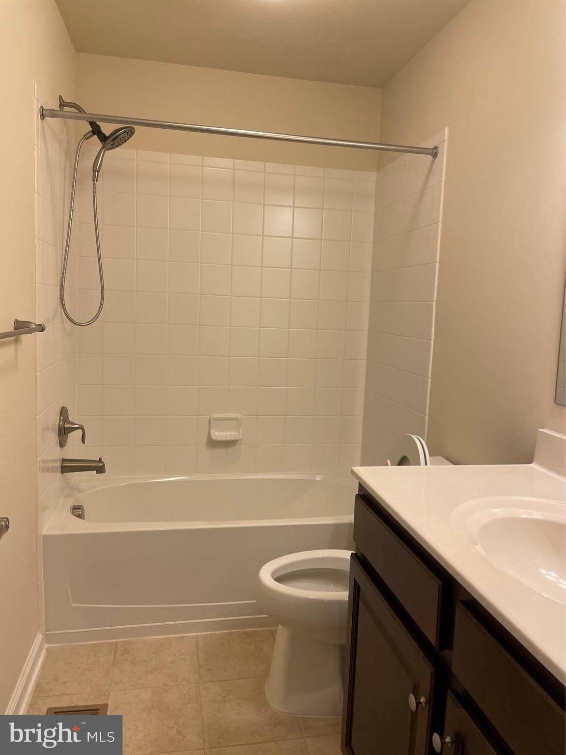 DANE RIDGE CONDO - Residential Lease