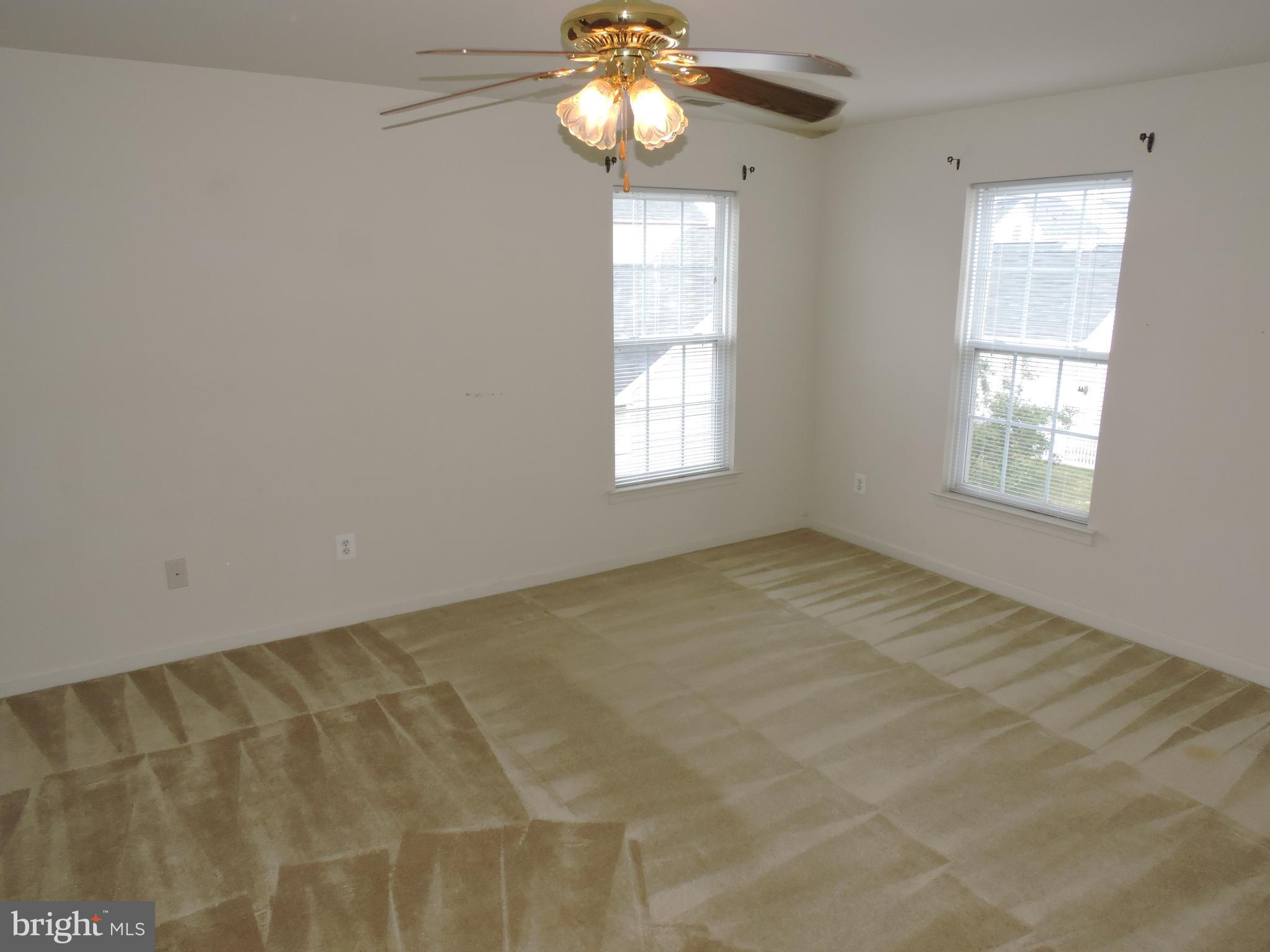 LAKELAND PLACE - Residential