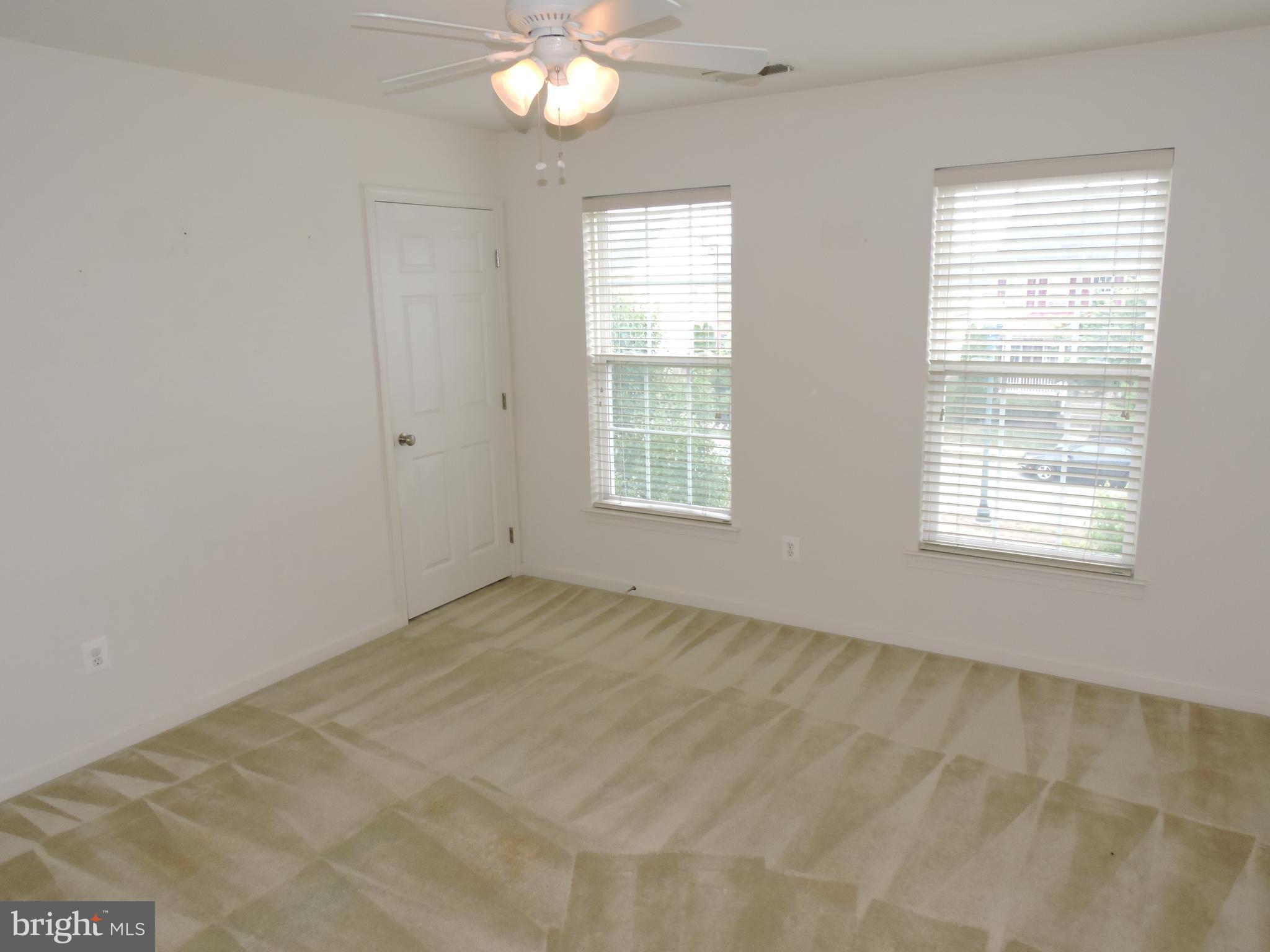 LAKELAND PLACE - Residential