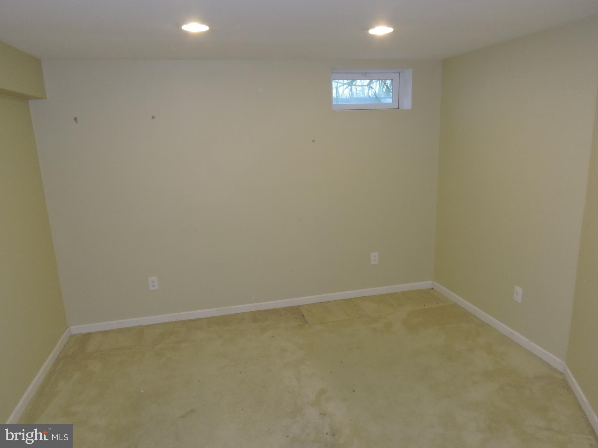 LAKELAND PLACE - Residential