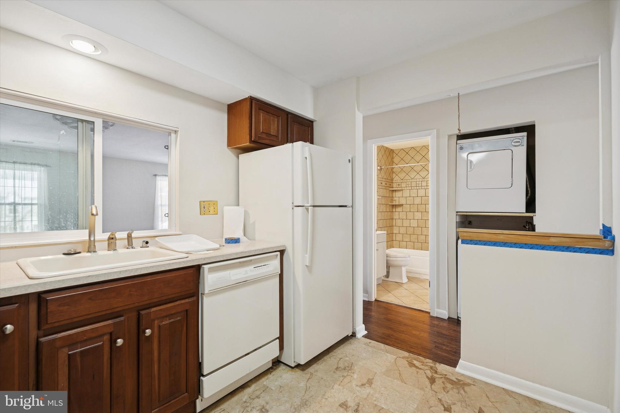 MORGANDALE CONDO - Residential