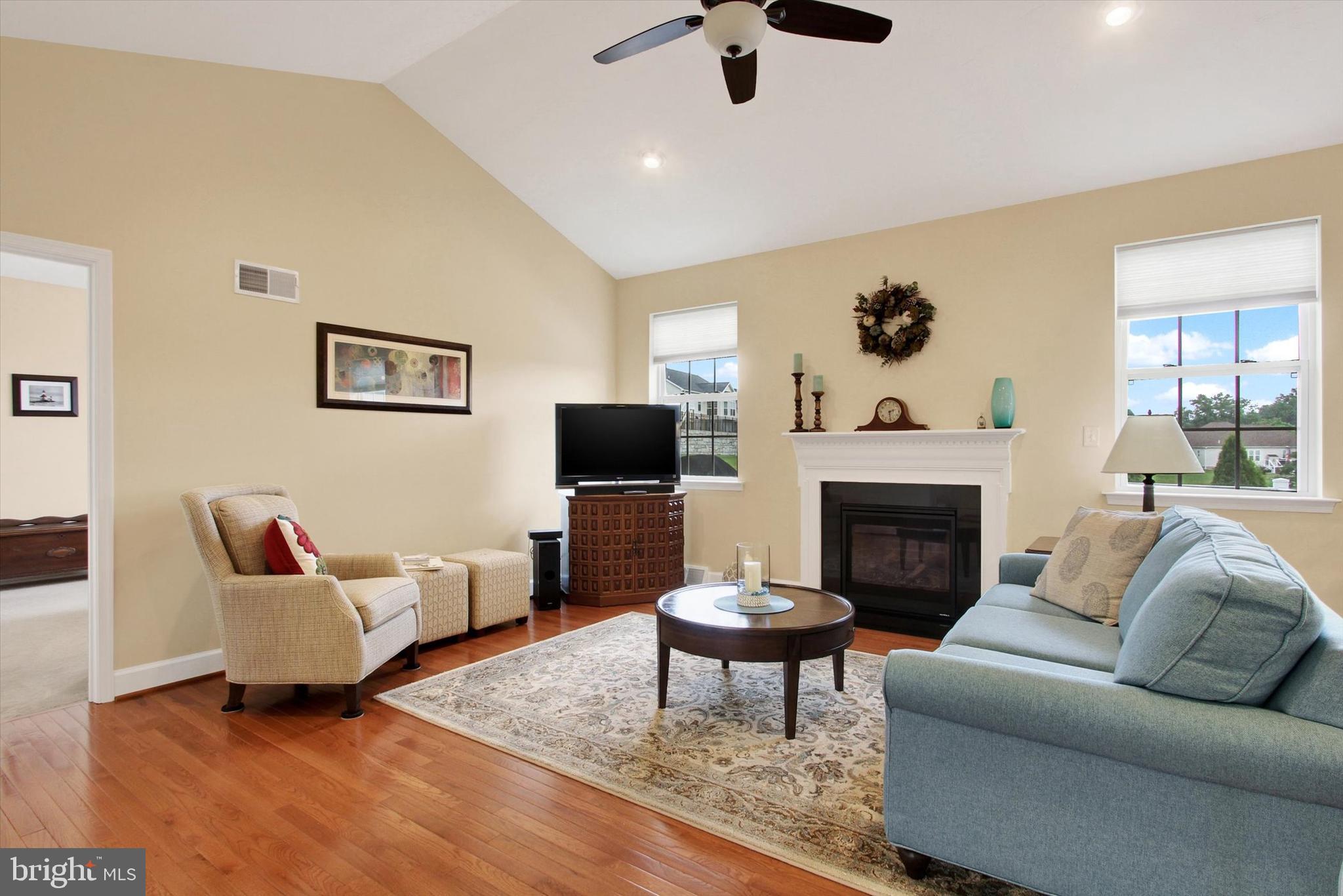10 THRUSH COURT