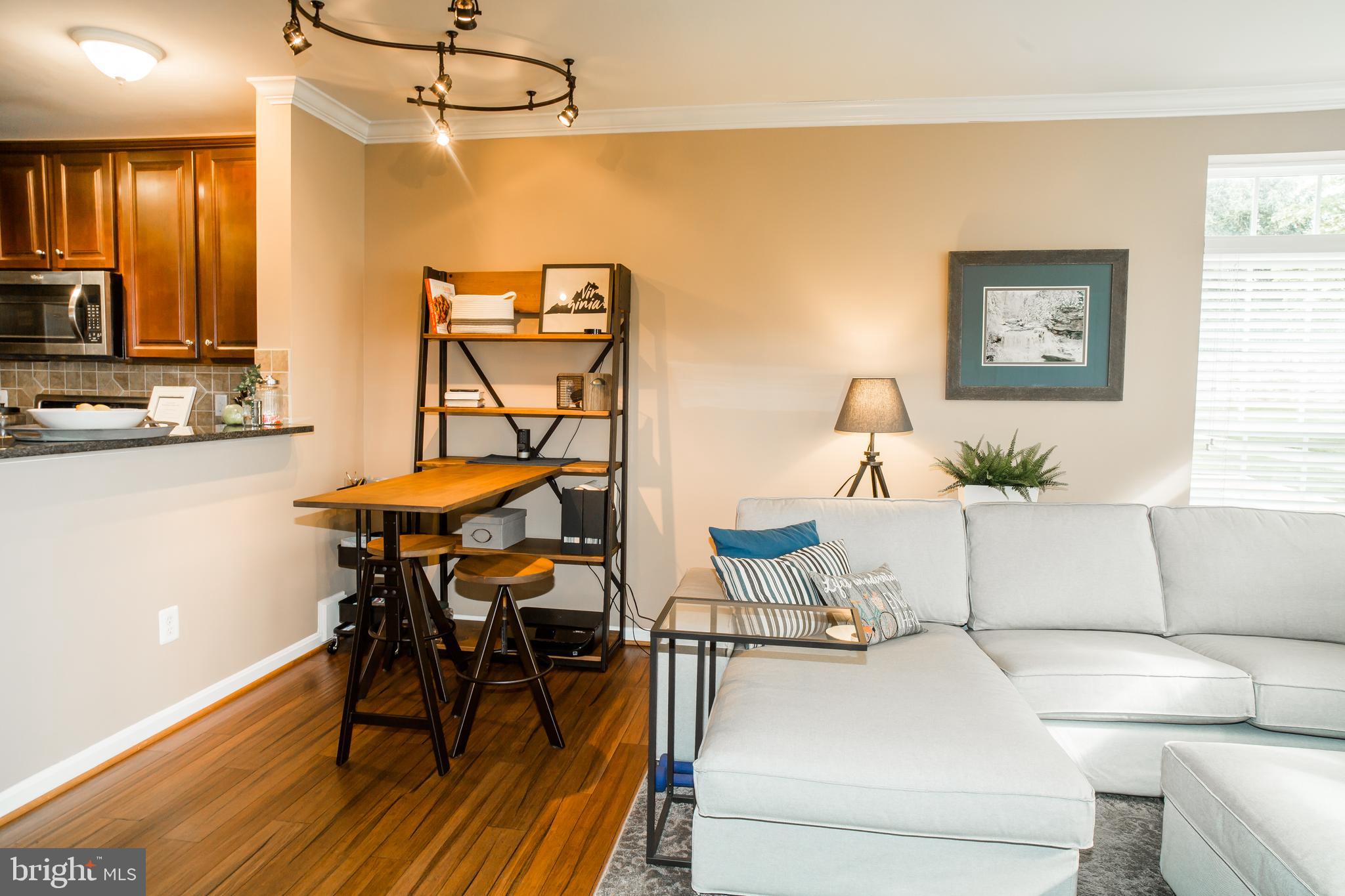 RESIDENCES AT LANSDOWNE - Residential