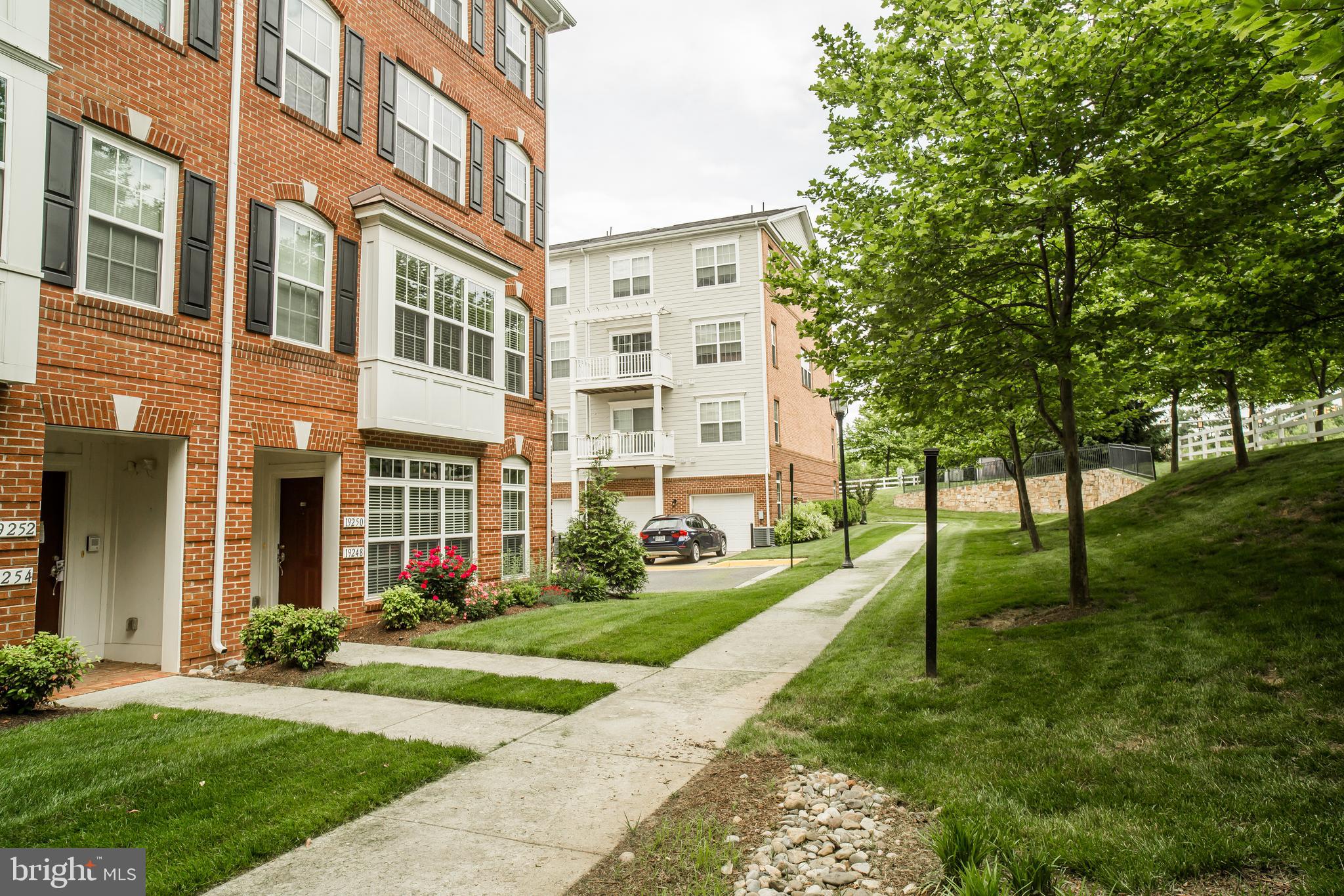 RESIDENCES AT LANSDOWNE - Residential