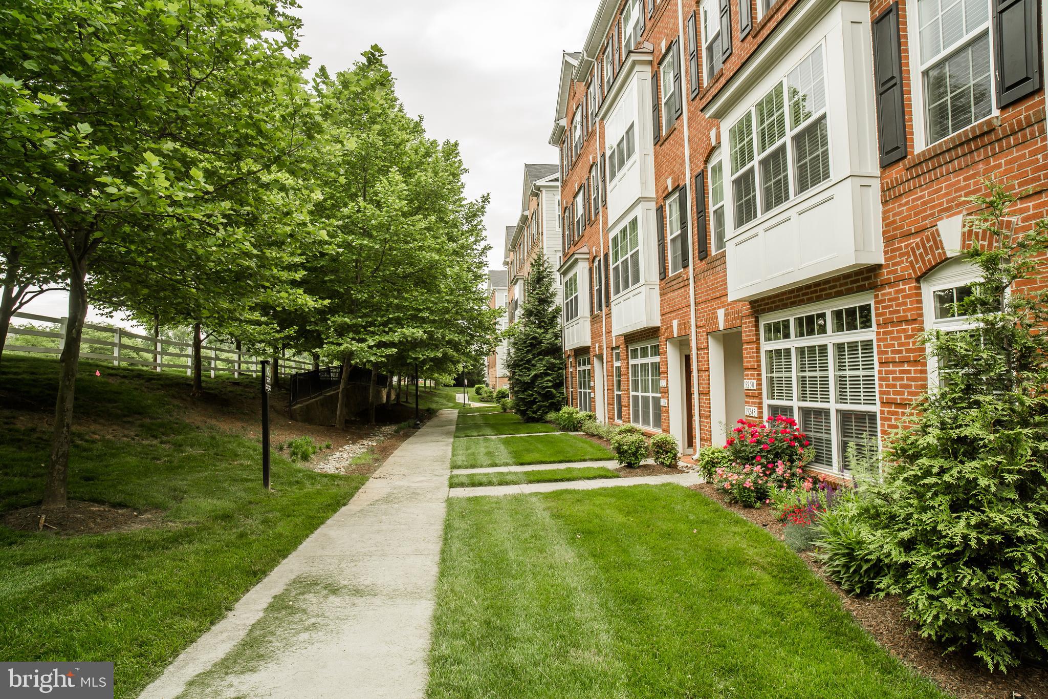 RESIDENCES AT LANSDOWNE - Residential