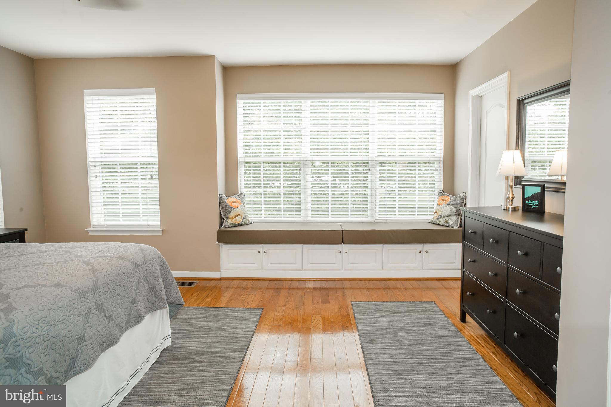 RESIDENCES AT LANSDOWNE - Residential