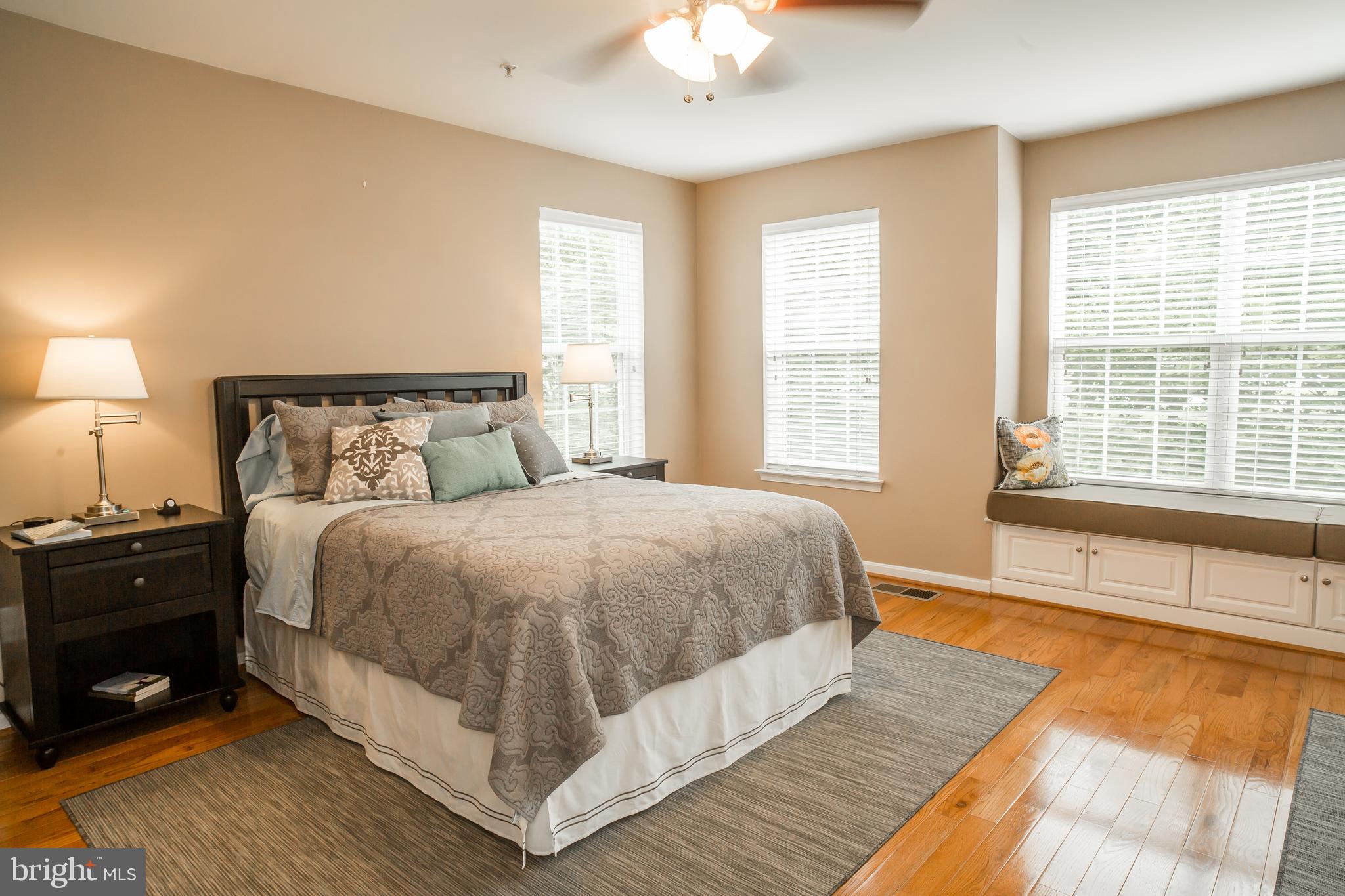 RESIDENCES AT LANSDOWNE - Residential