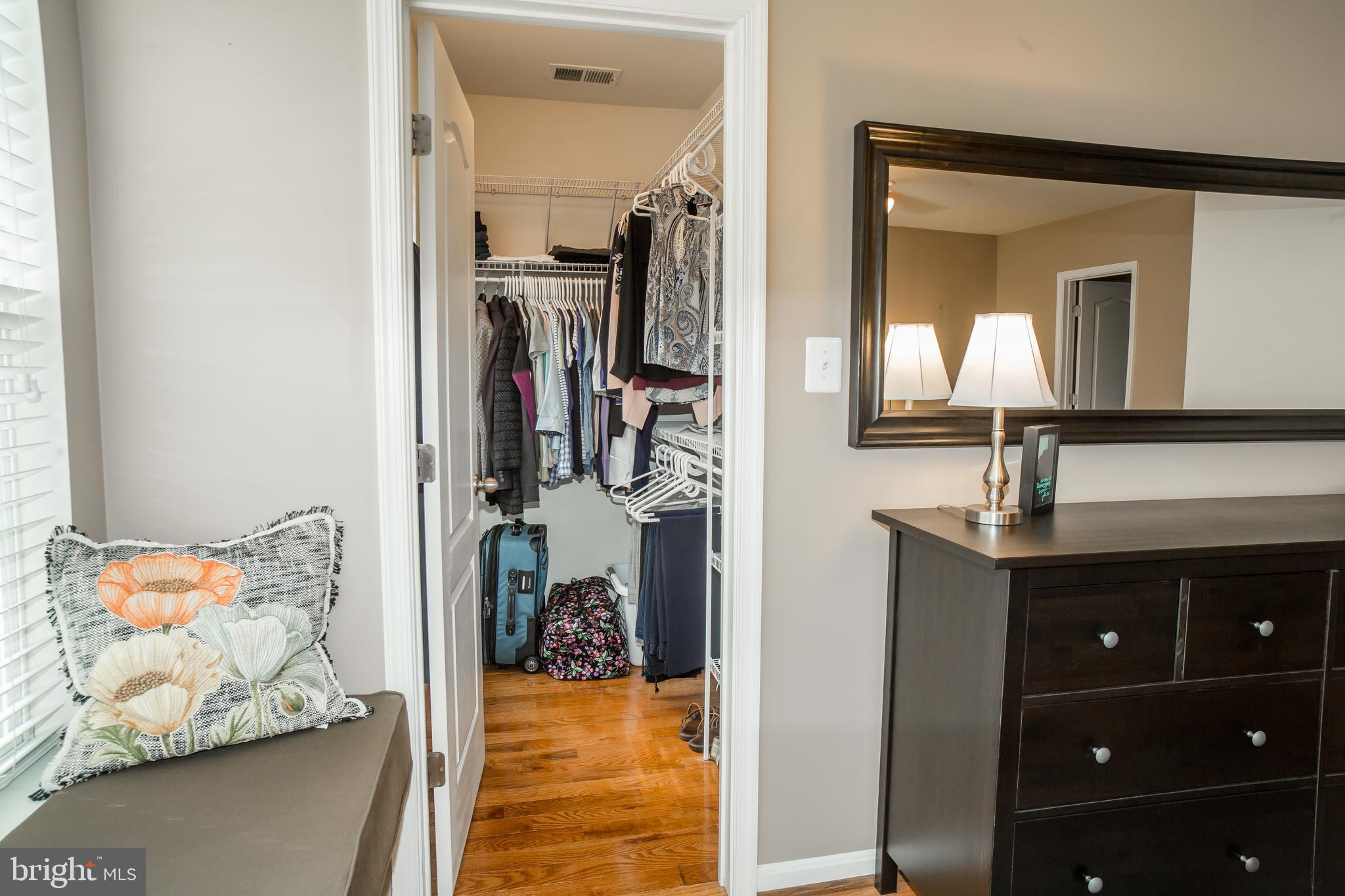 RESIDENCES AT LANSDOWNE - Residential