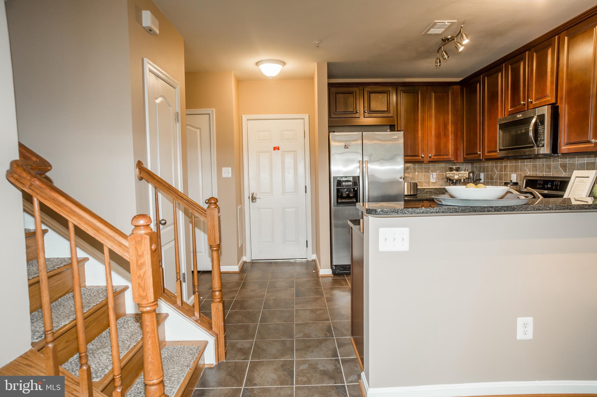 RESIDENCES AT LANSDOWNE - Residential