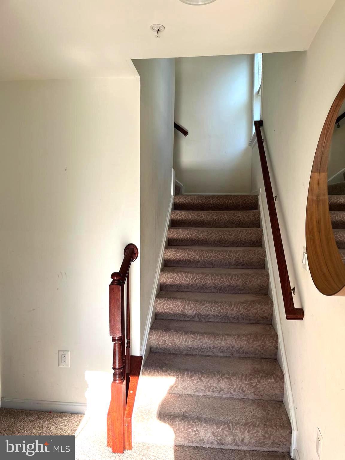 ROCKLAND AT ROGERS - Residential Lease