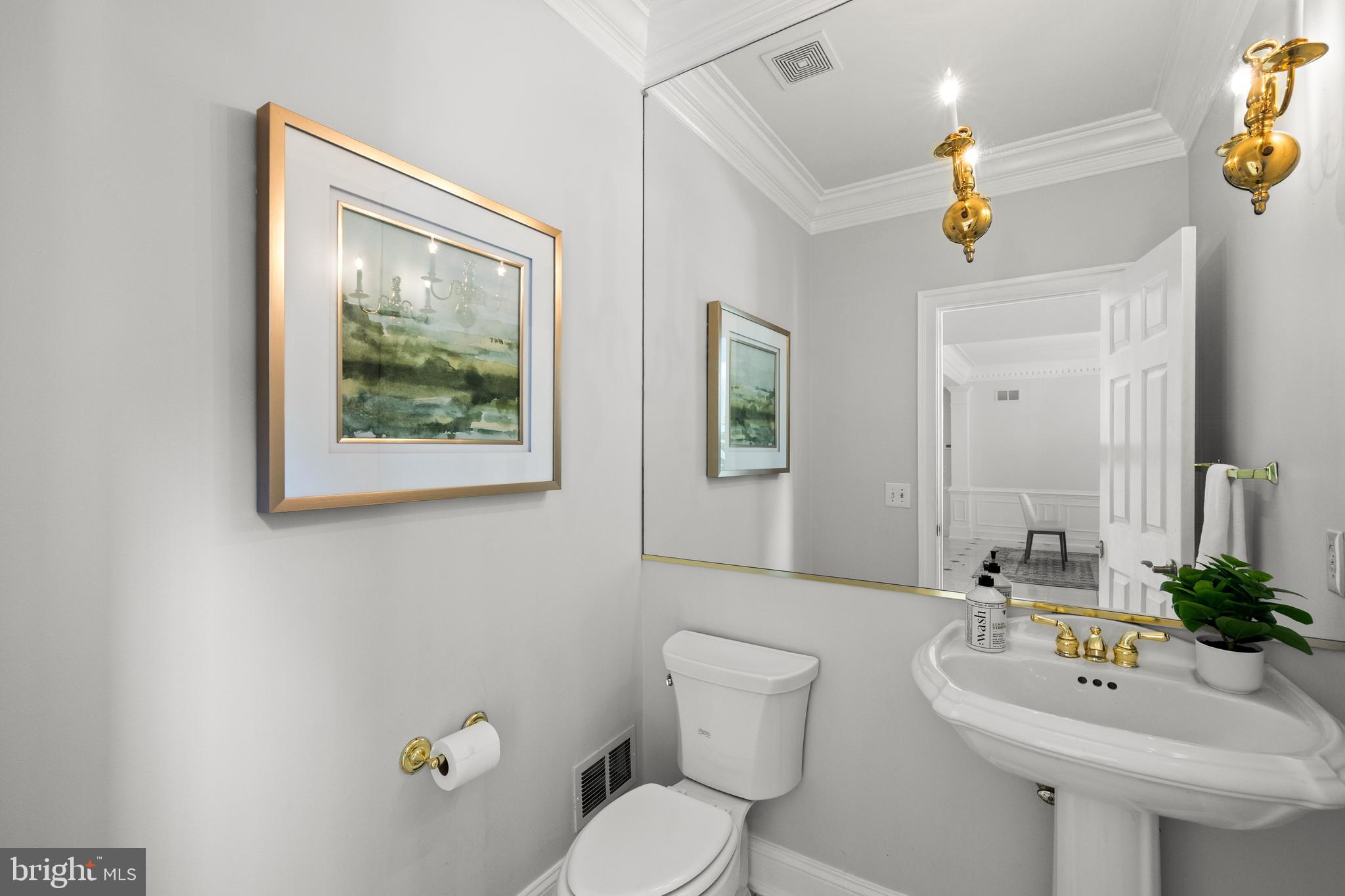 SMC MCLEAN - Residential