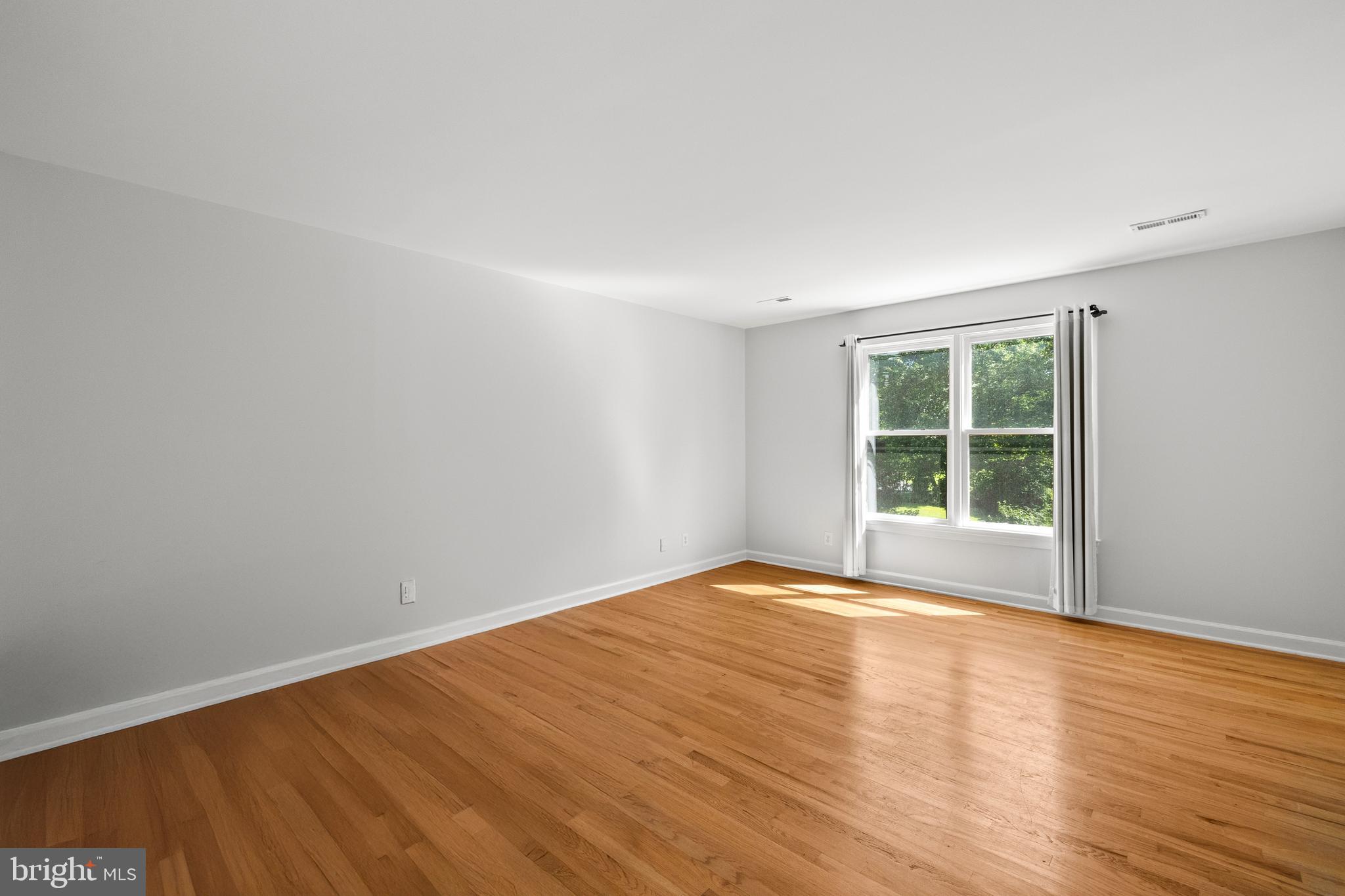 SMC MCLEAN - Residential