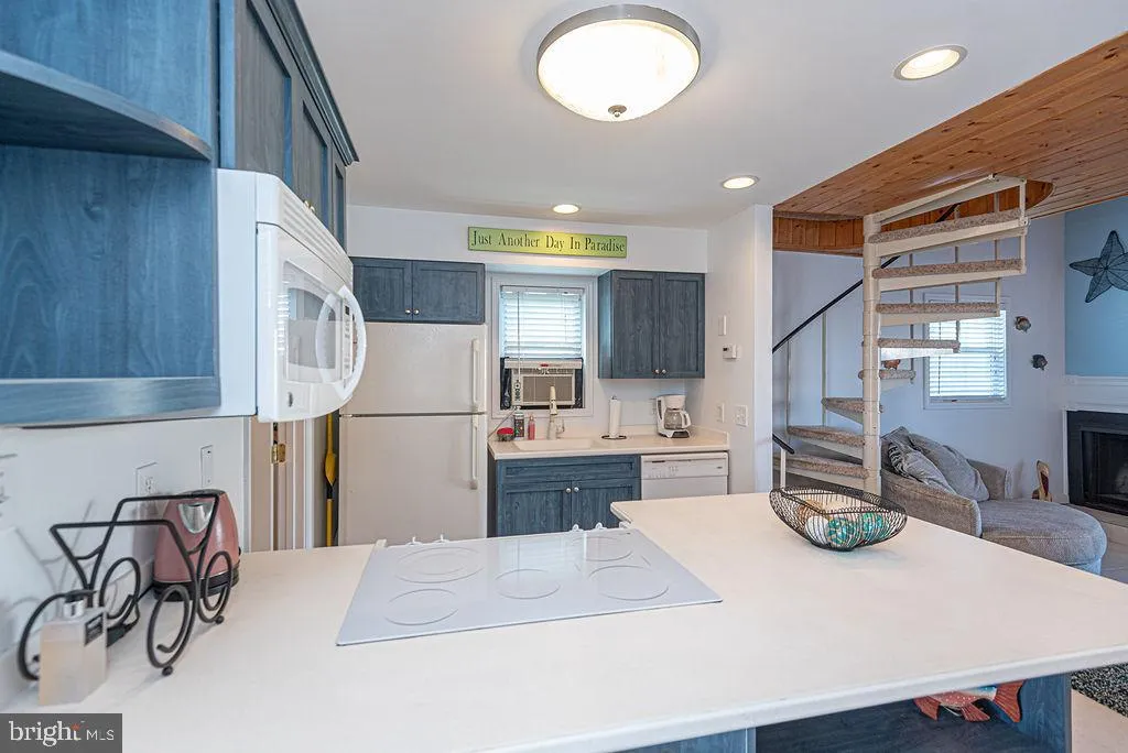 Ocean City, Maryland 21842, United States, 1 Bedroom Bedrooms, ,2 BathroomsBathrooms,Residential,Active,239668