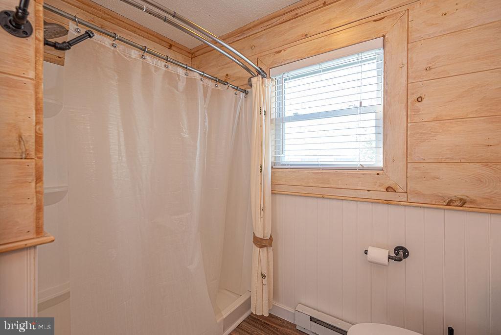 BAYSHORE ESTATES - Residential