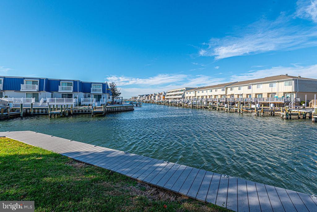 BAYSHORE ESTATES - Residential