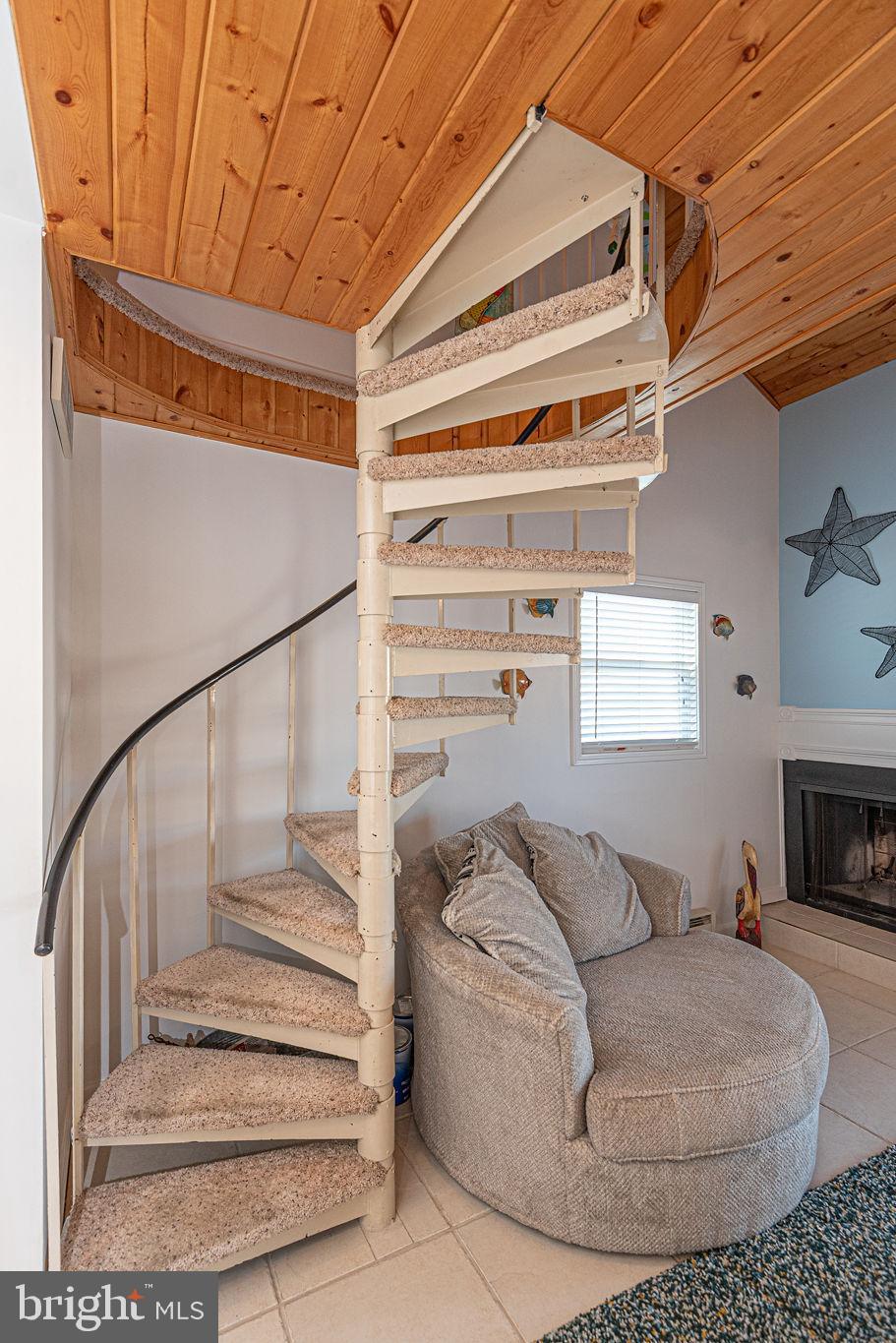 BAYSHORE ESTATES - Residential