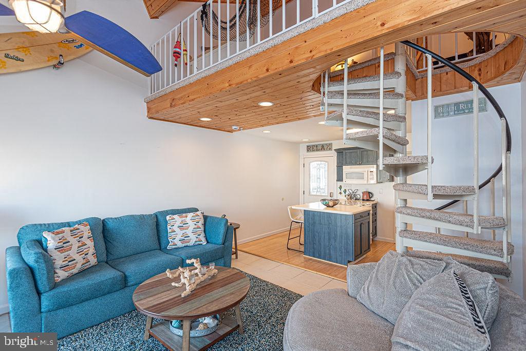 BAYSHORE ESTATES - Residential