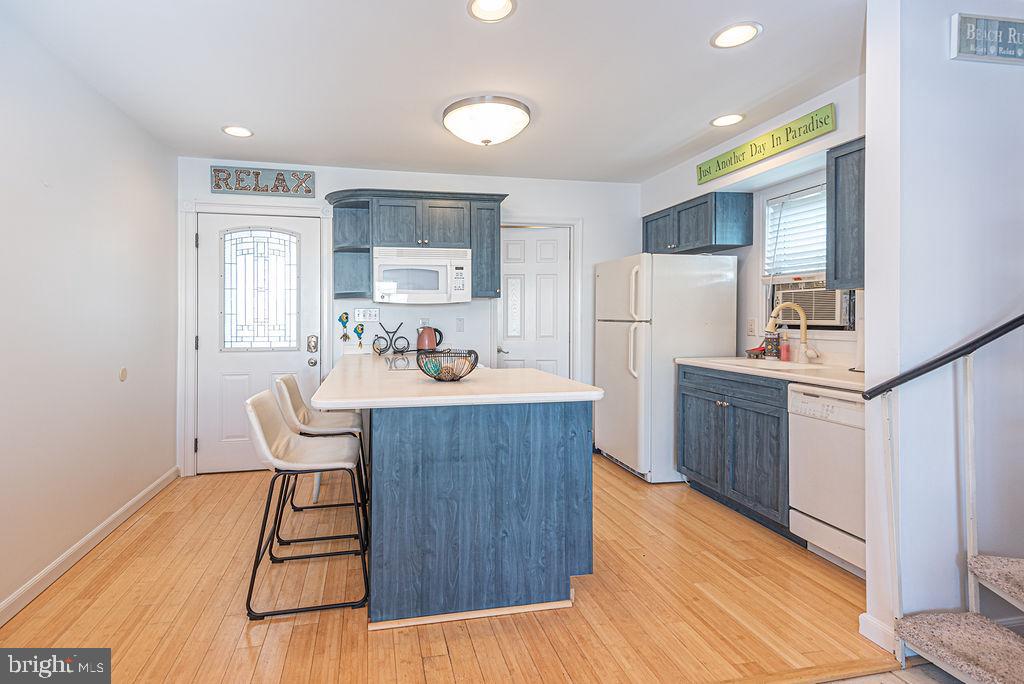 BAYSHORE ESTATES - Residential