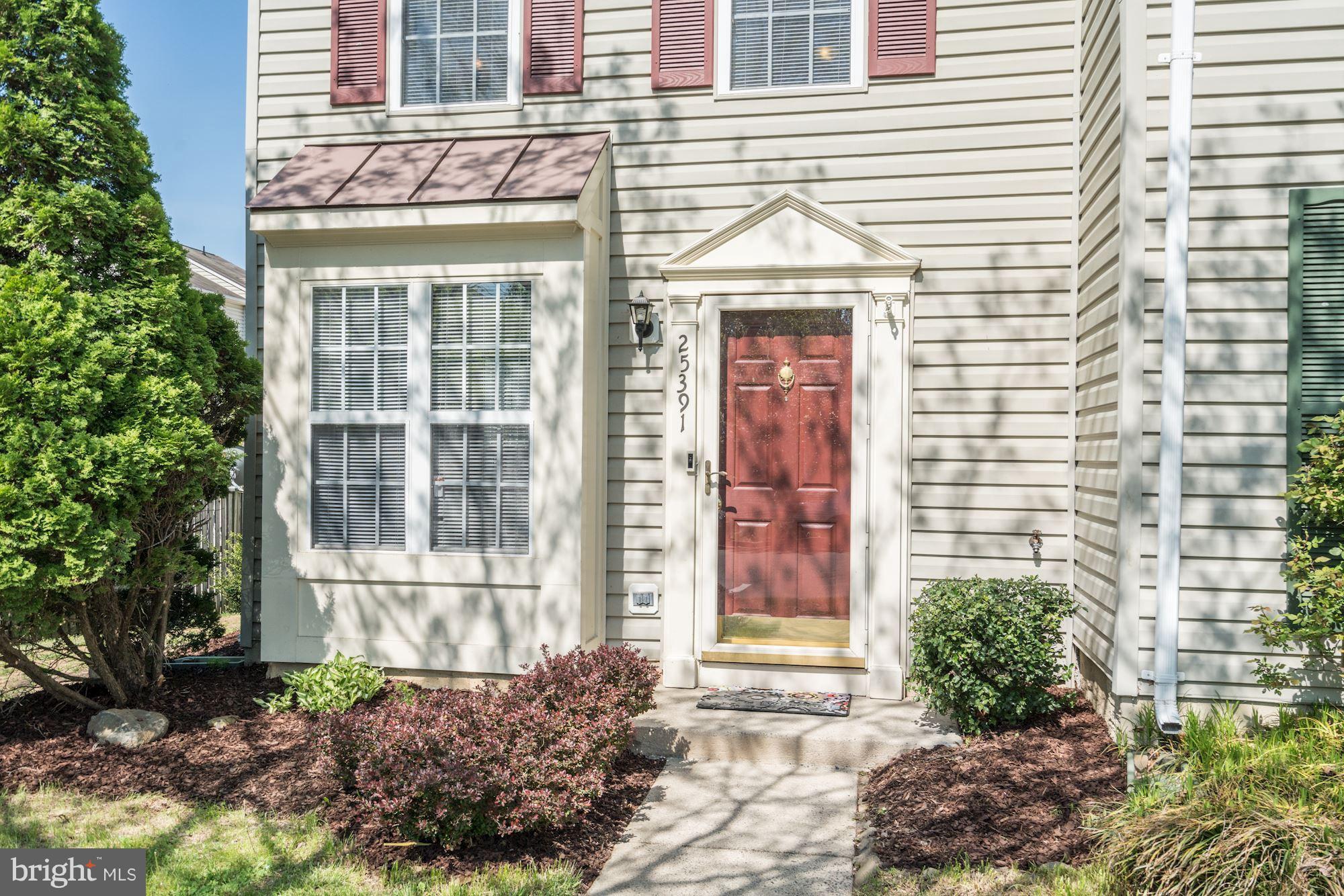 SOUTH RIDING - Residential