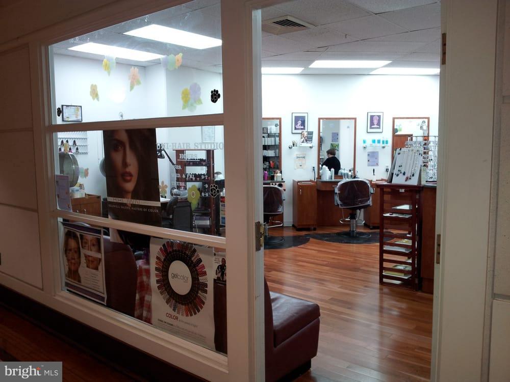 WATERGATE AT LANDMARK - Residential