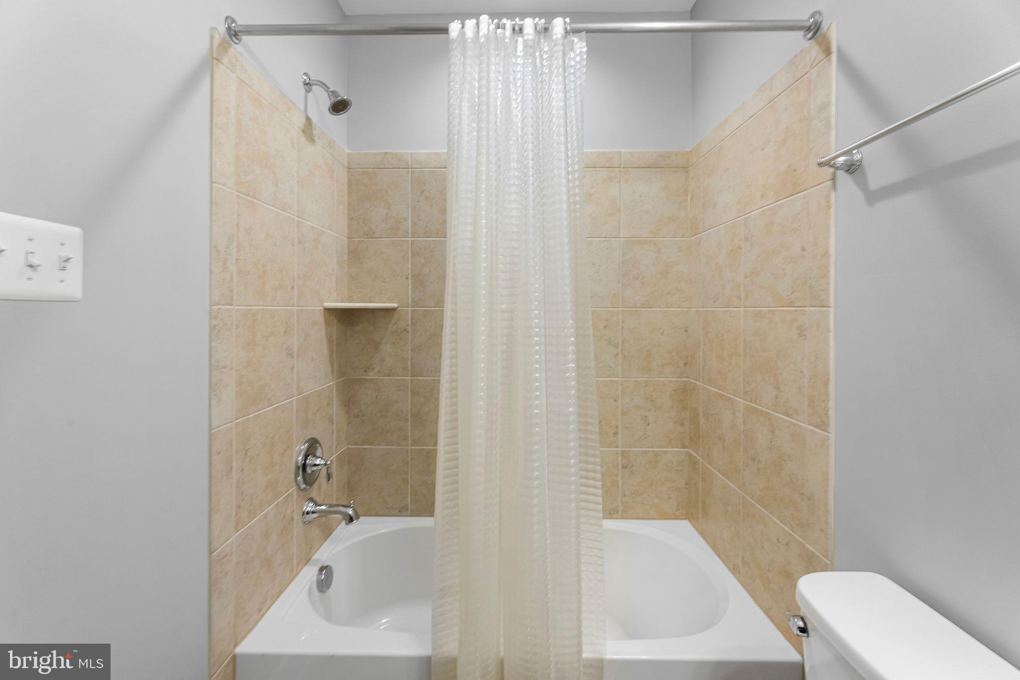 CROWN FARM - Residential