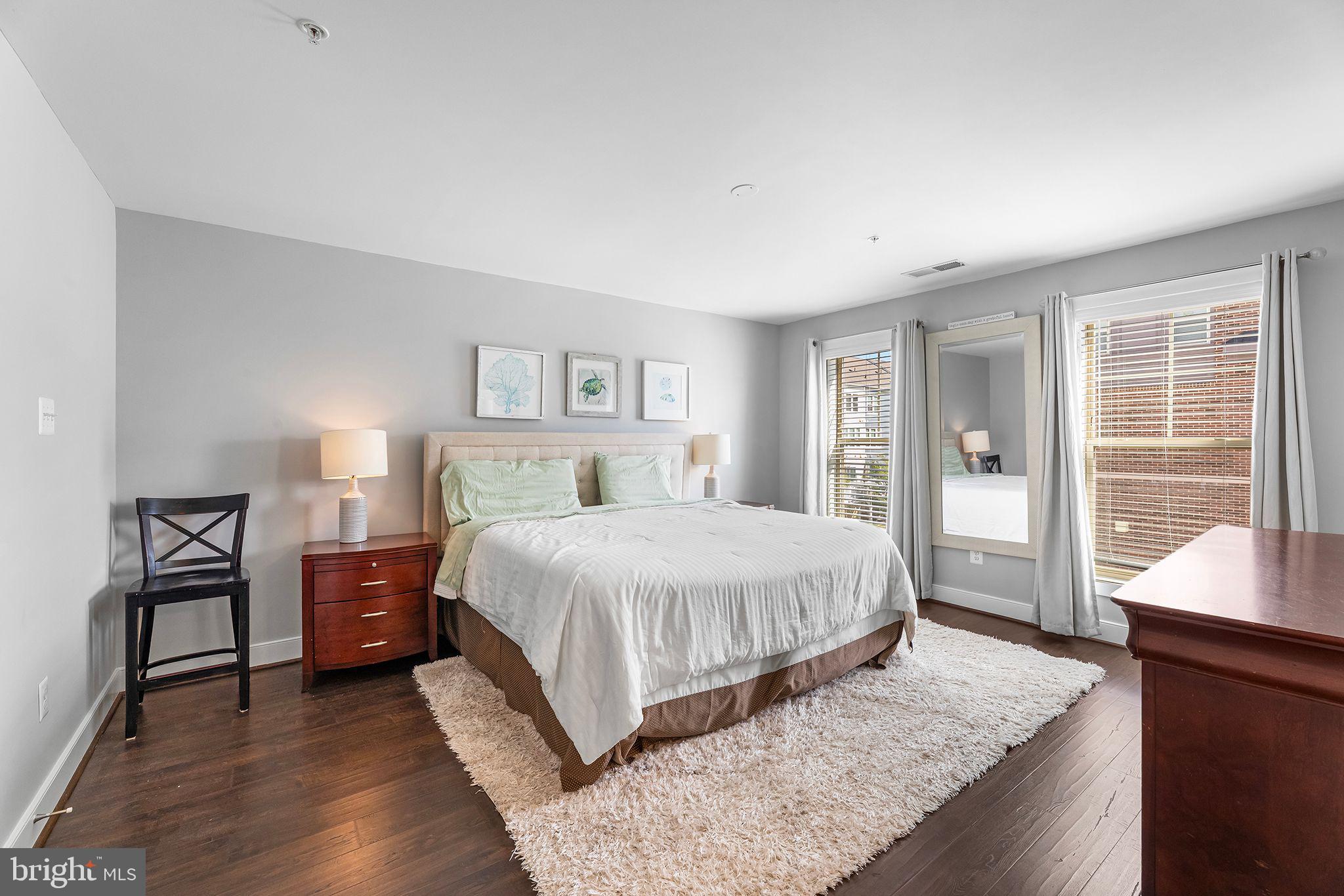 CROWN FARM - Residential