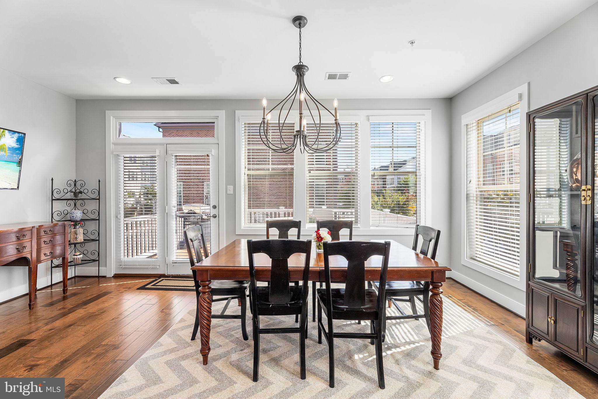 CROWN FARM - Residential