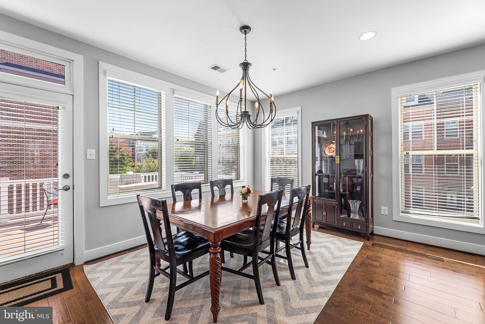 CROWN FARM - Residential