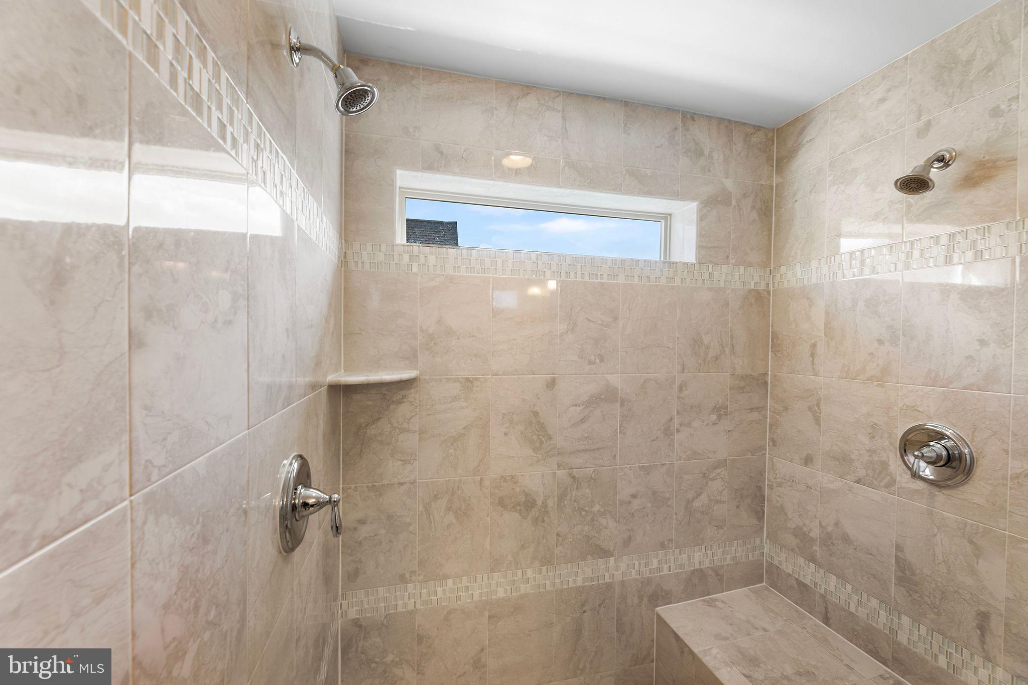 CROWN FARM - Residential