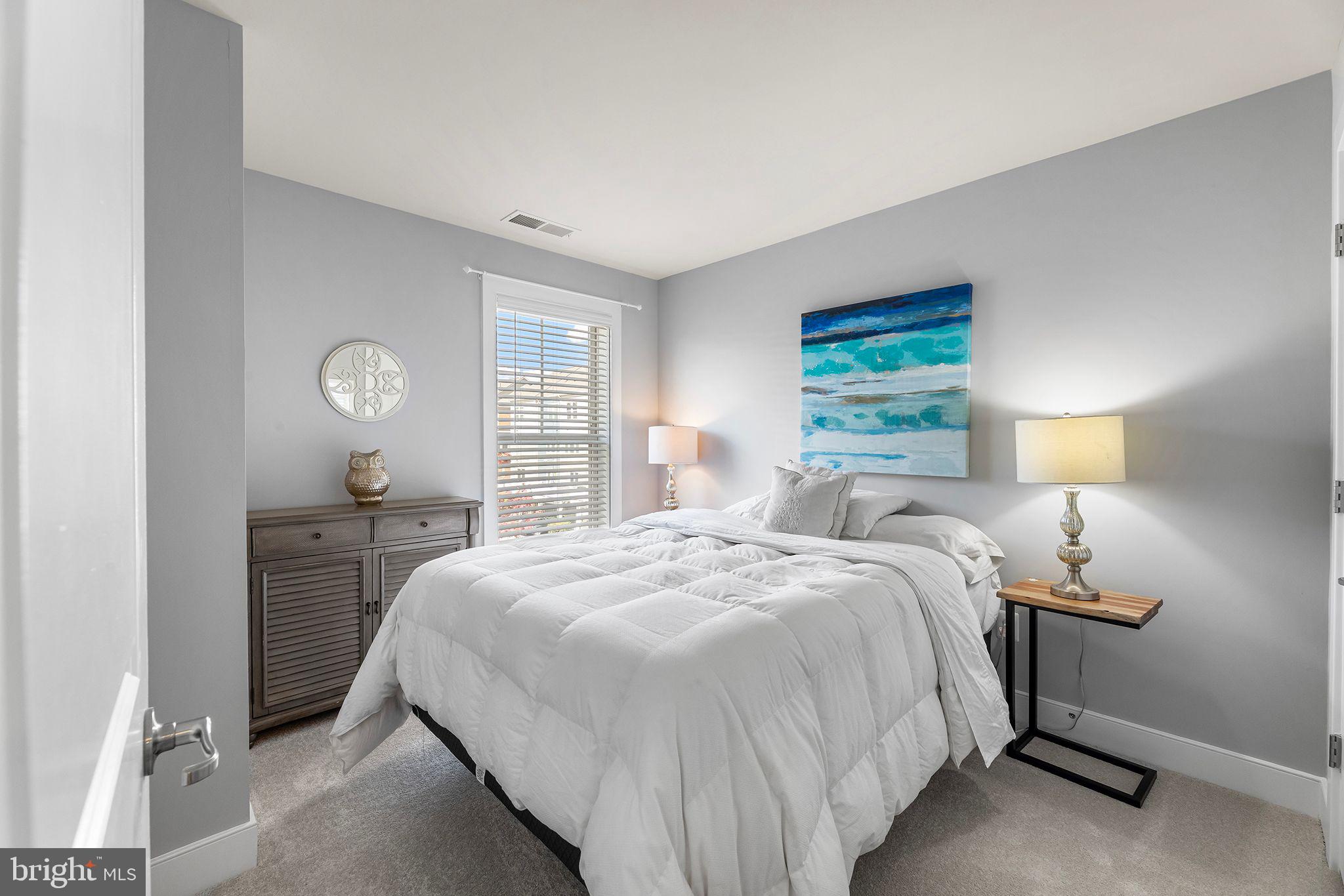 CROWN FARM - Residential