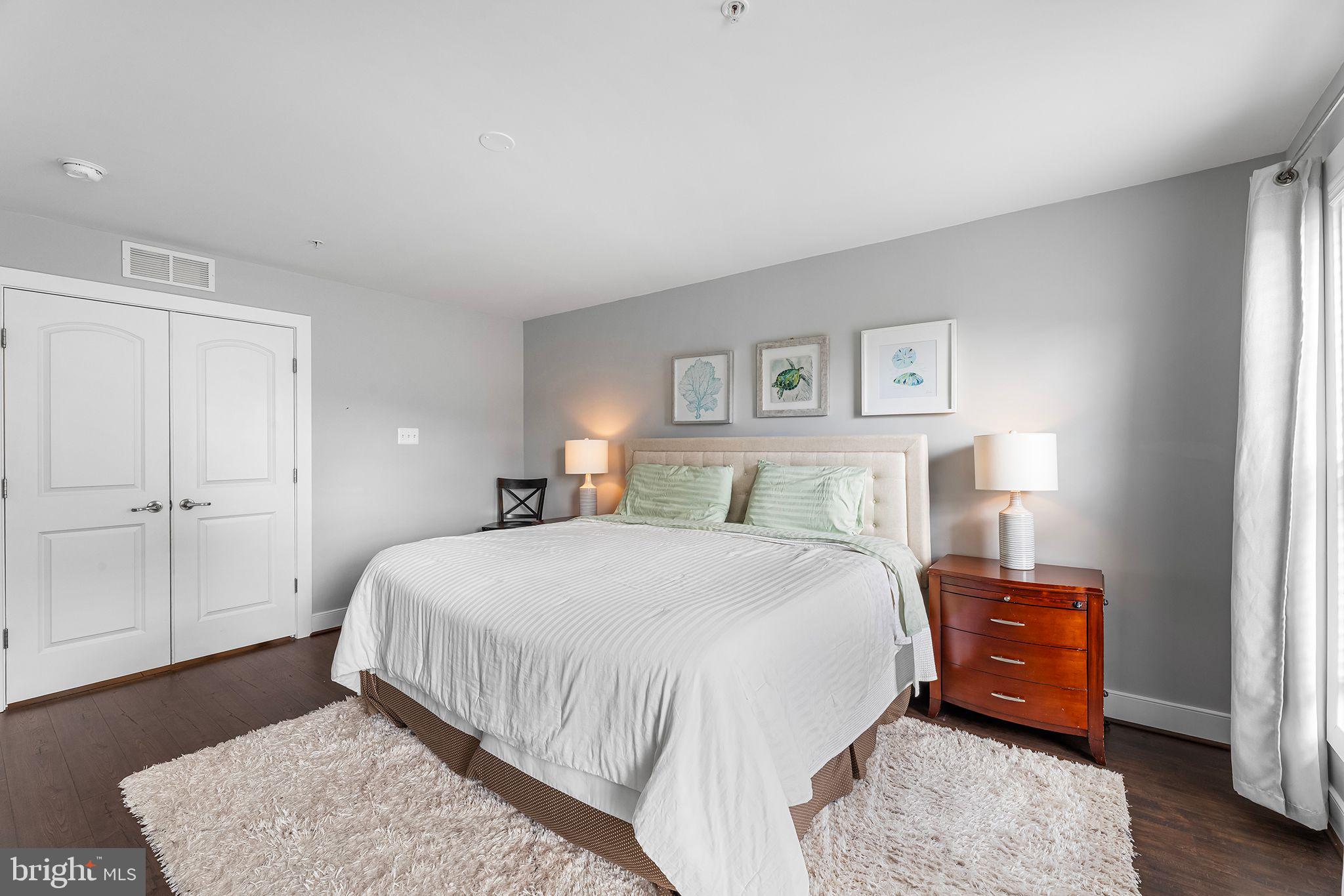 CROWN FARM - Residential