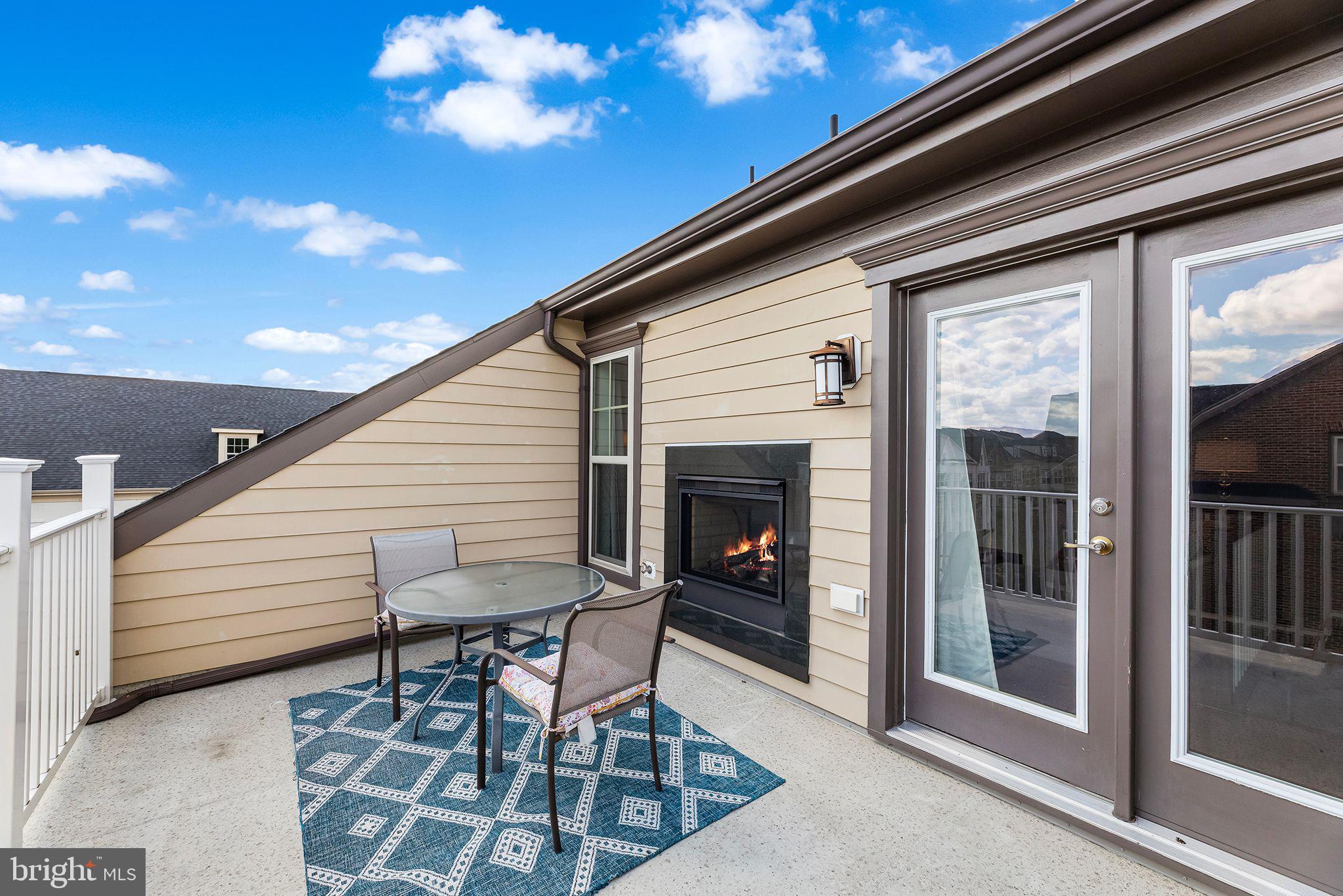 CROWN FARM - Residential