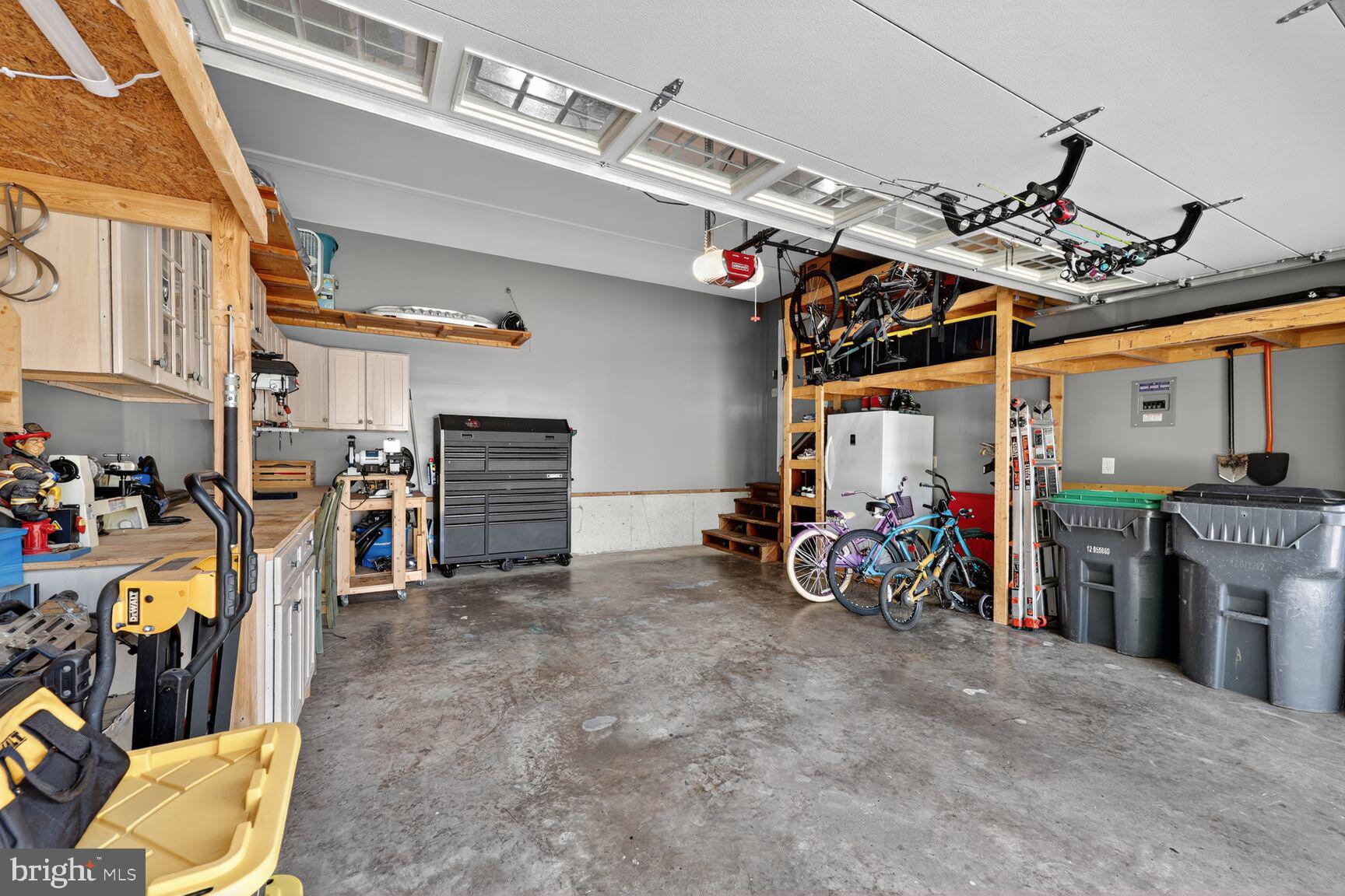 STAFFORD LAKES VILLAGE - Residential