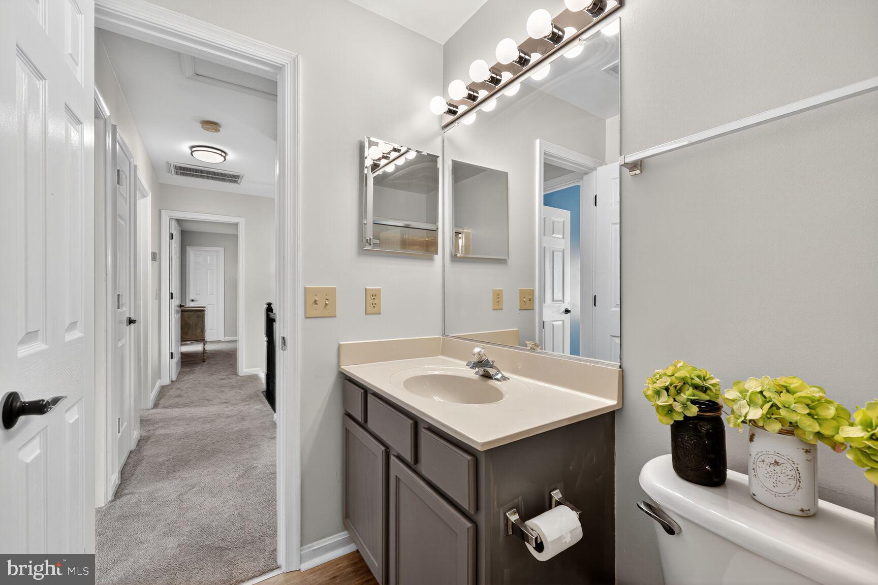 STAFFORD LAKES VILLAGE - Residential