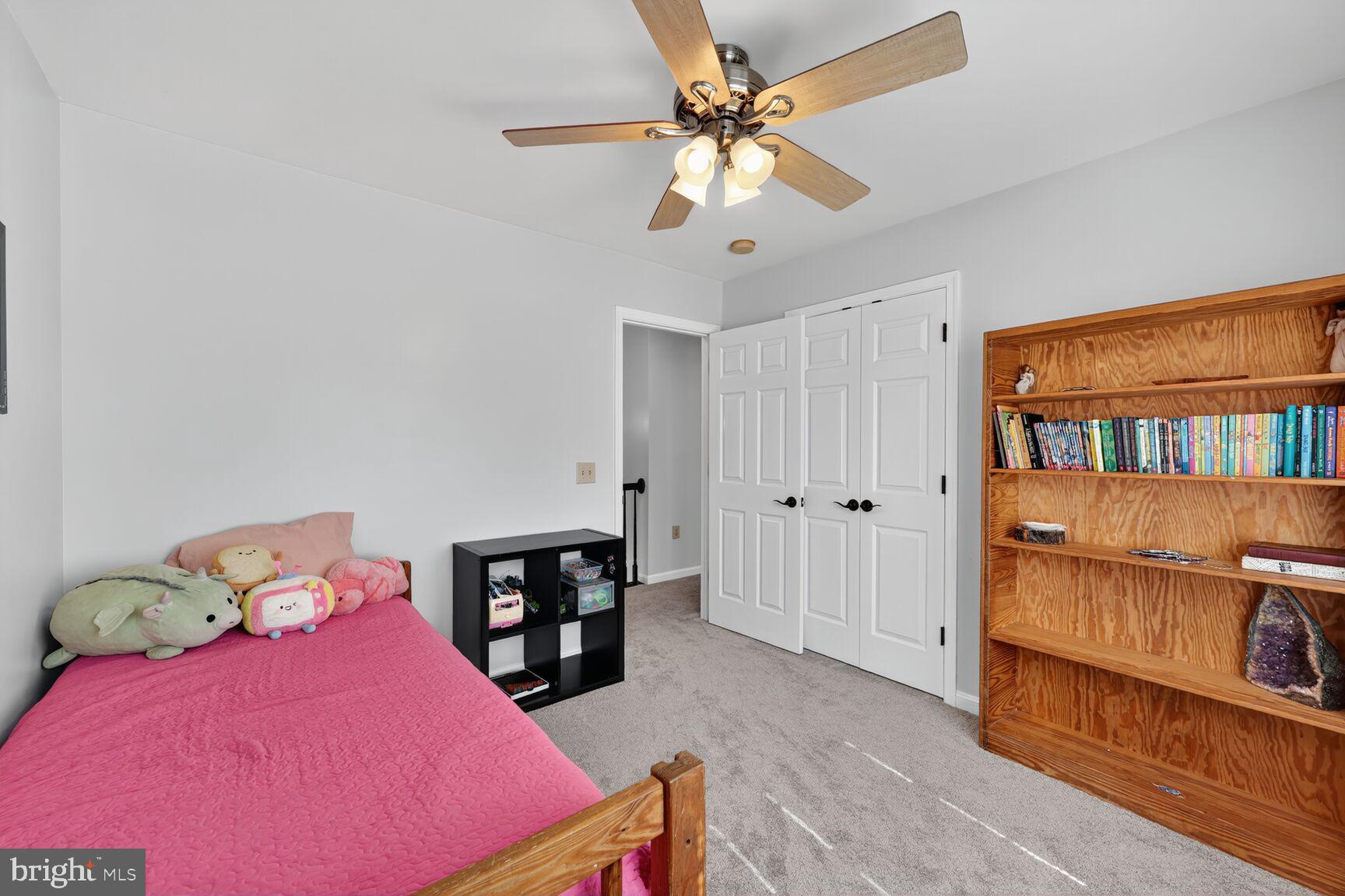 STAFFORD LAKES VILLAGE - Residential