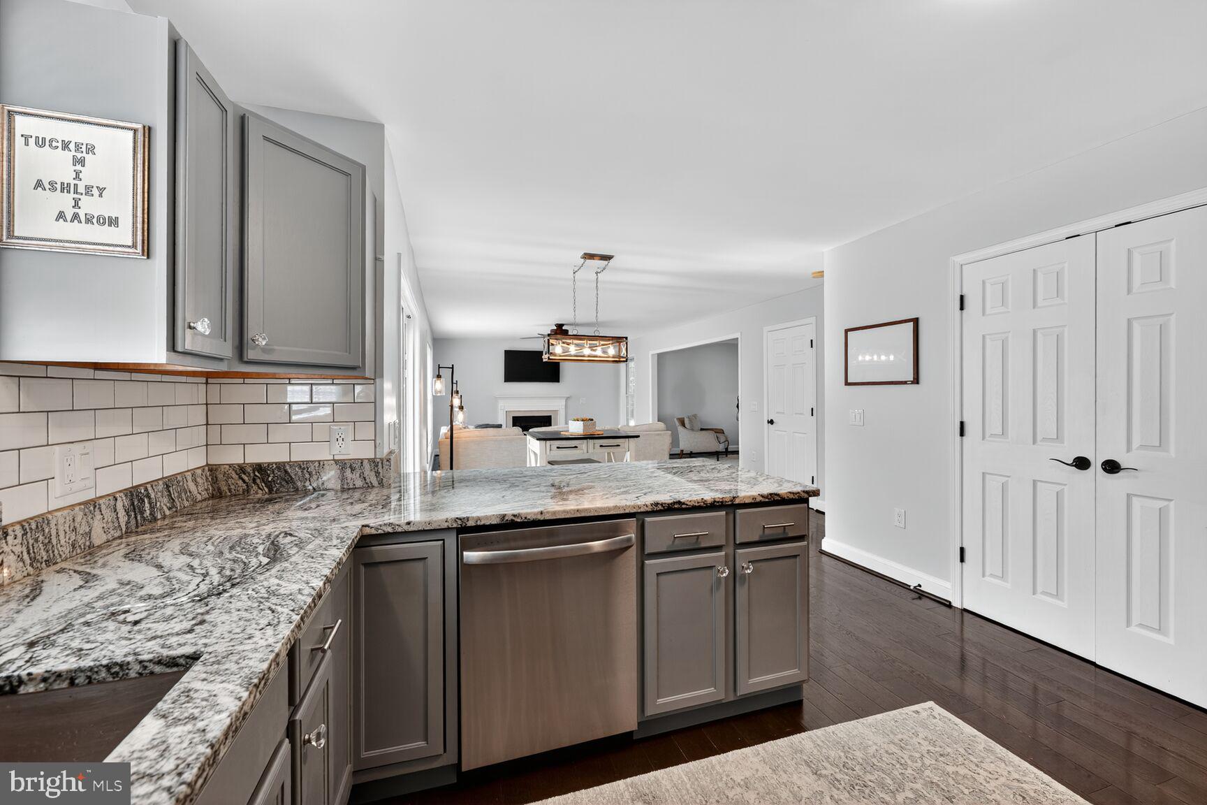 STAFFORD LAKES VILLAGE - Residential