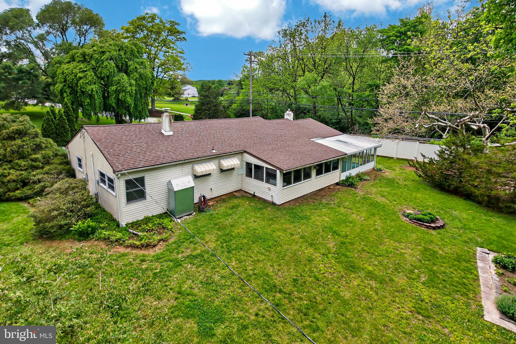 MEADOWBROOK - Residential
