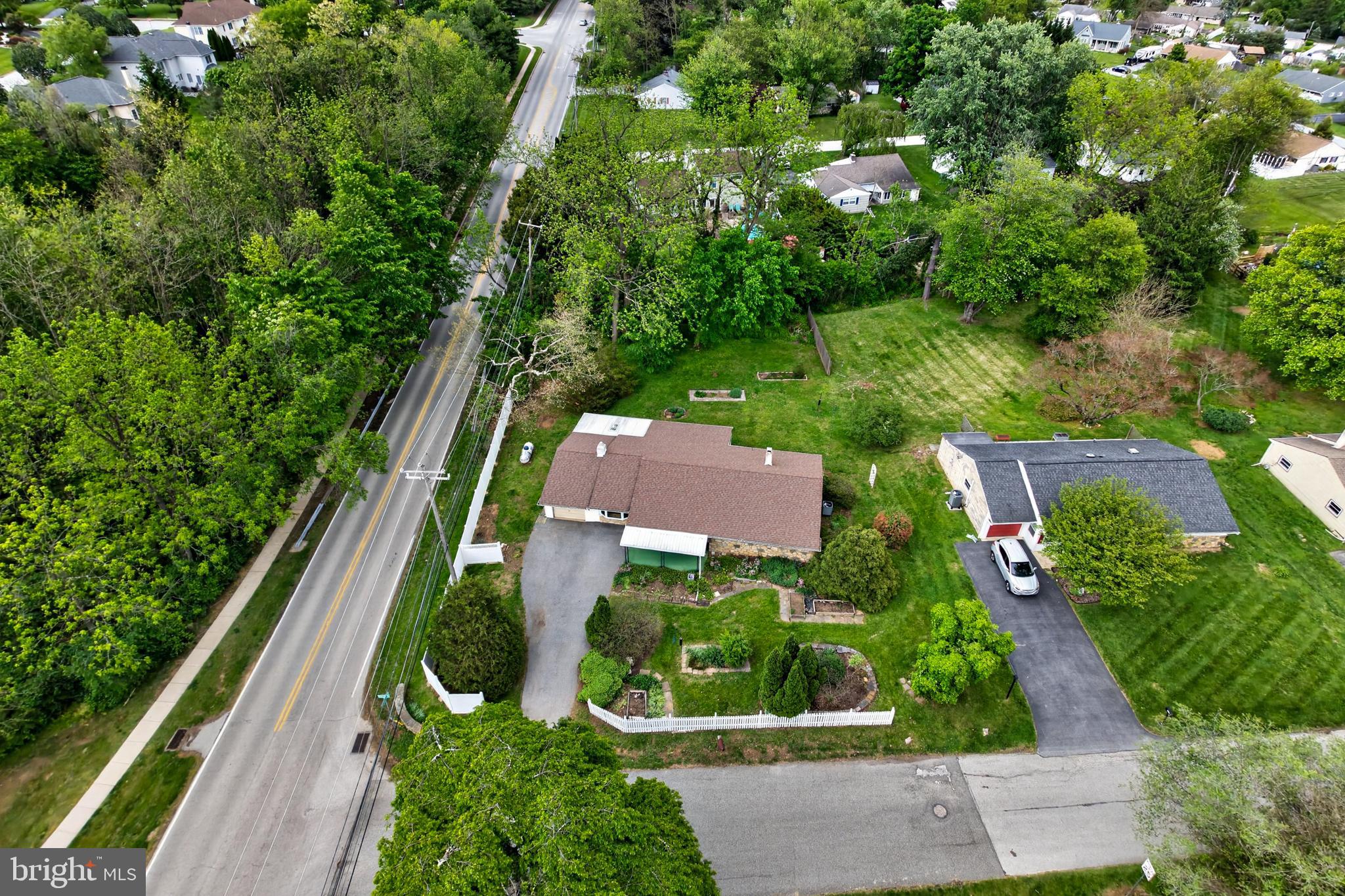 MEADOWBROOK - Residential