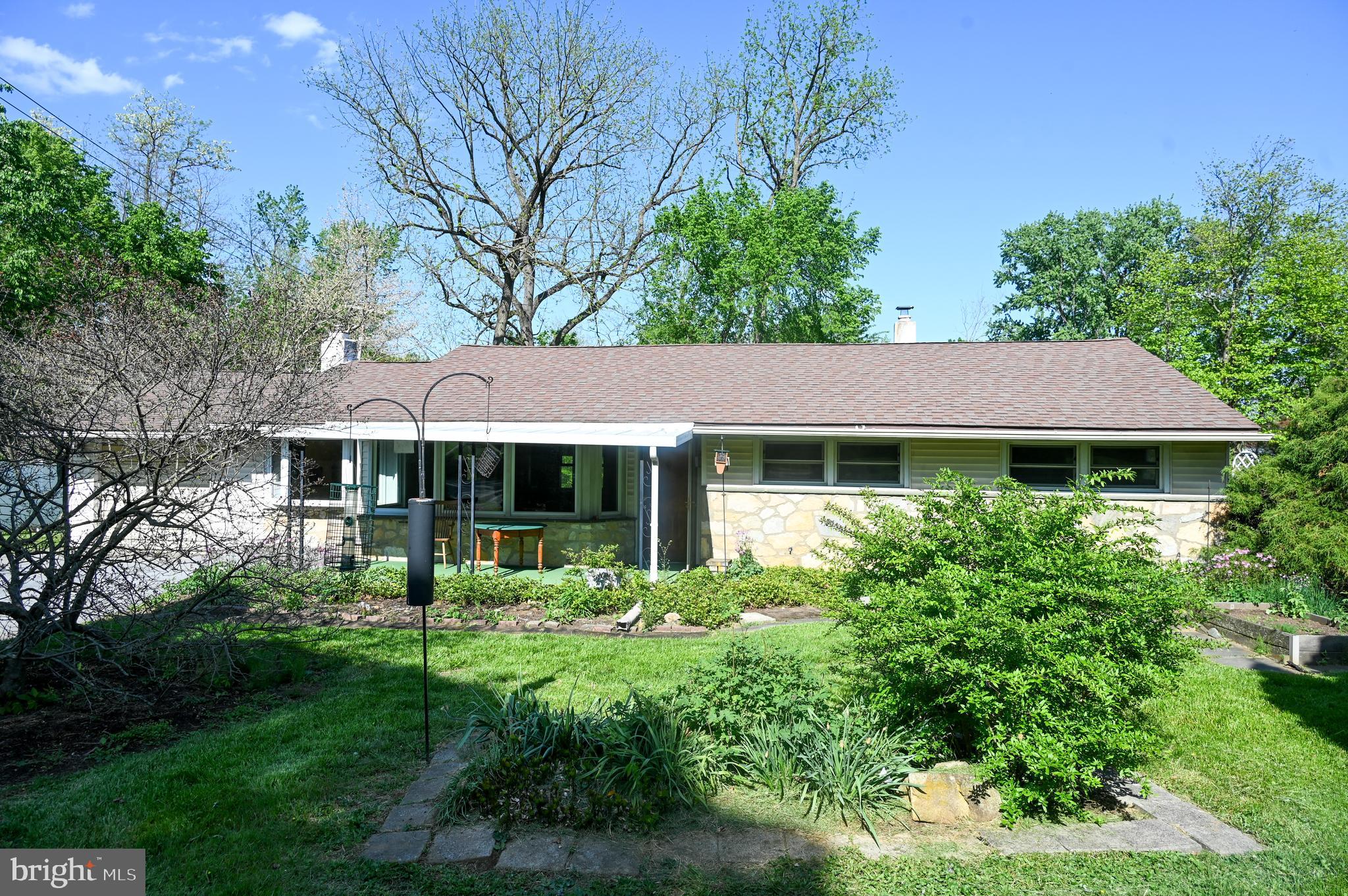 221 HILLSIDE DRIVE