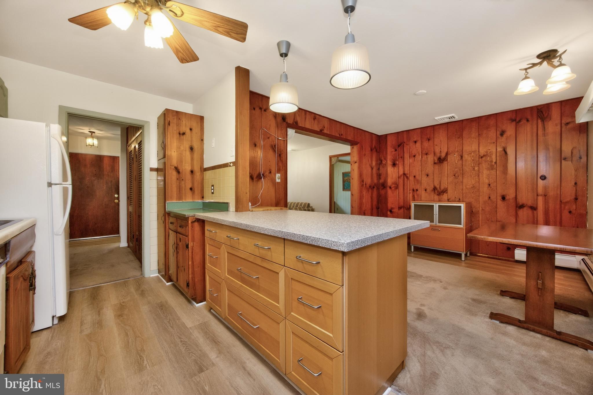 MEADOWBROOK - Residential