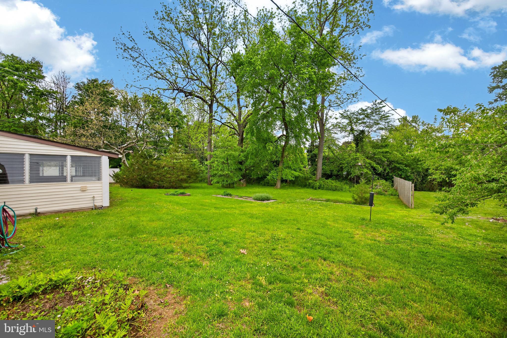 MEADOWBROOK - Residential