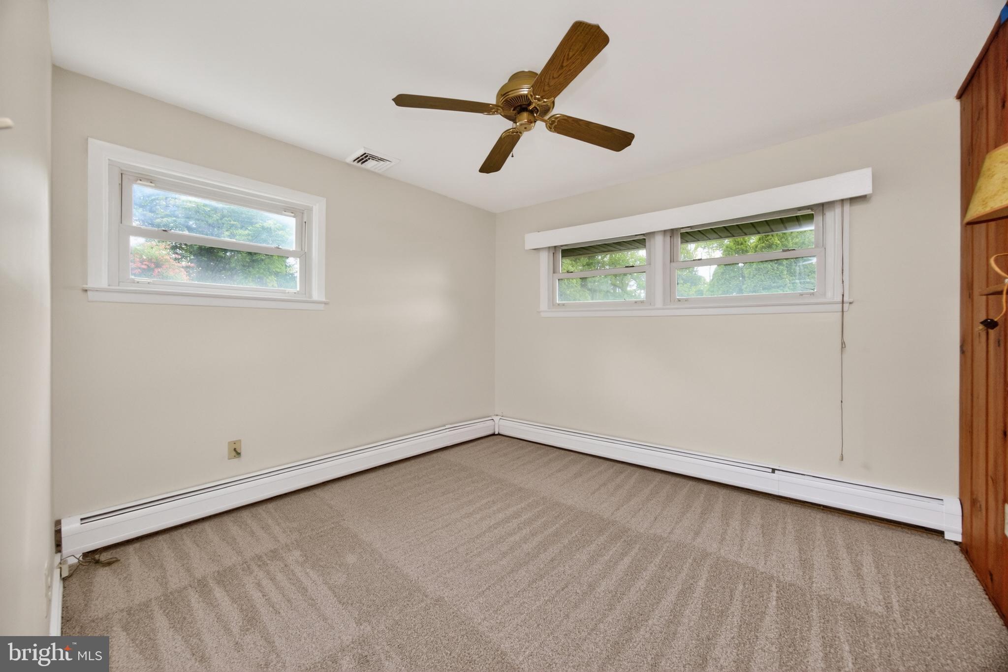 MEADOWBROOK - Residential