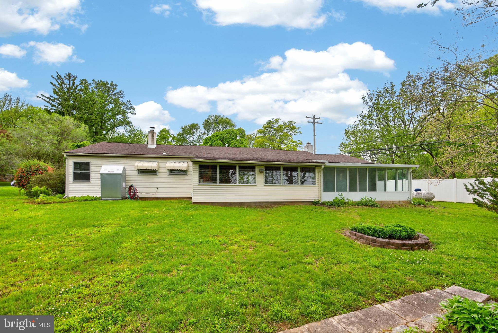 MEADOWBROOK - Residential