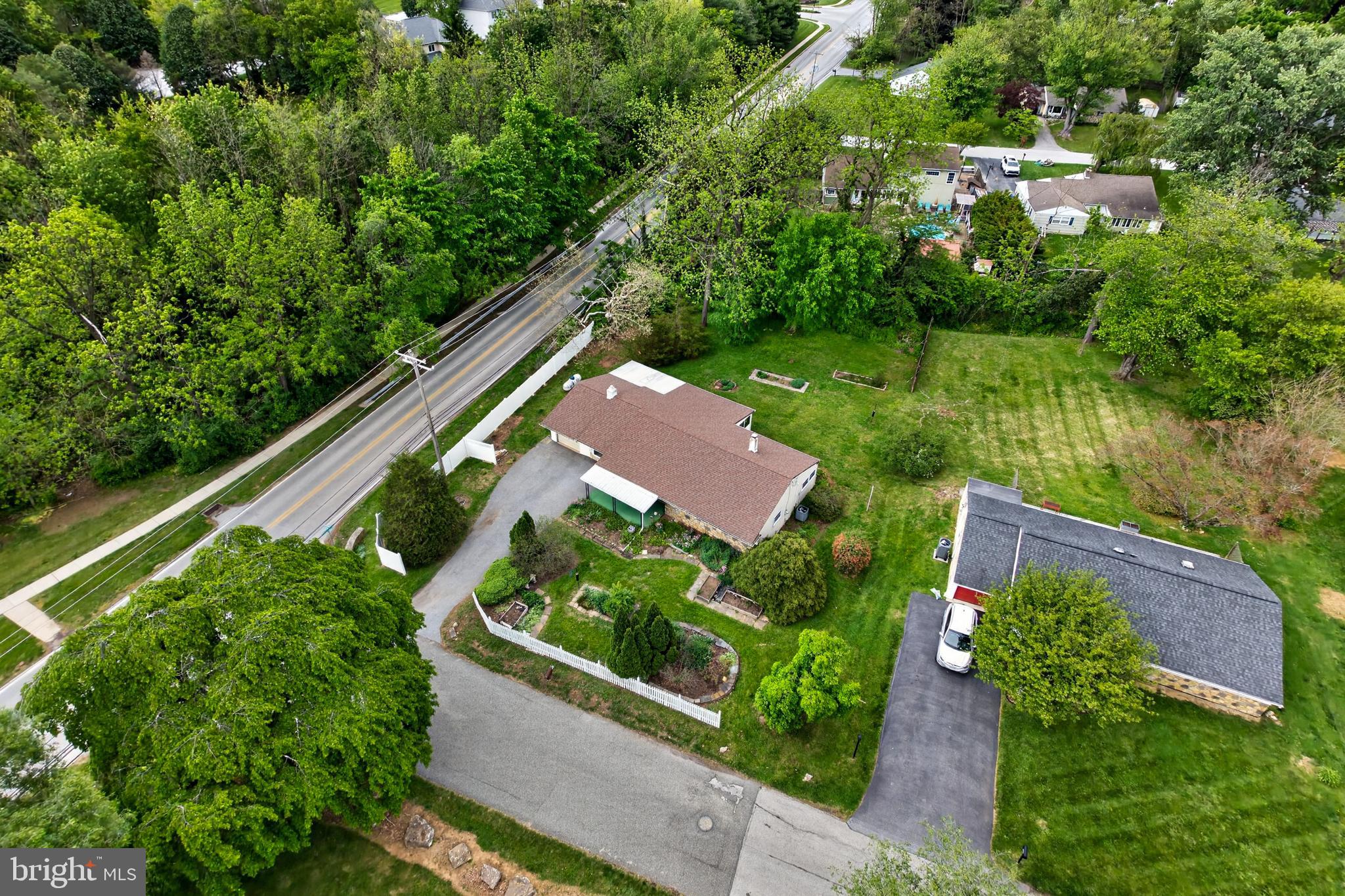 MEADOWBROOK - Residential